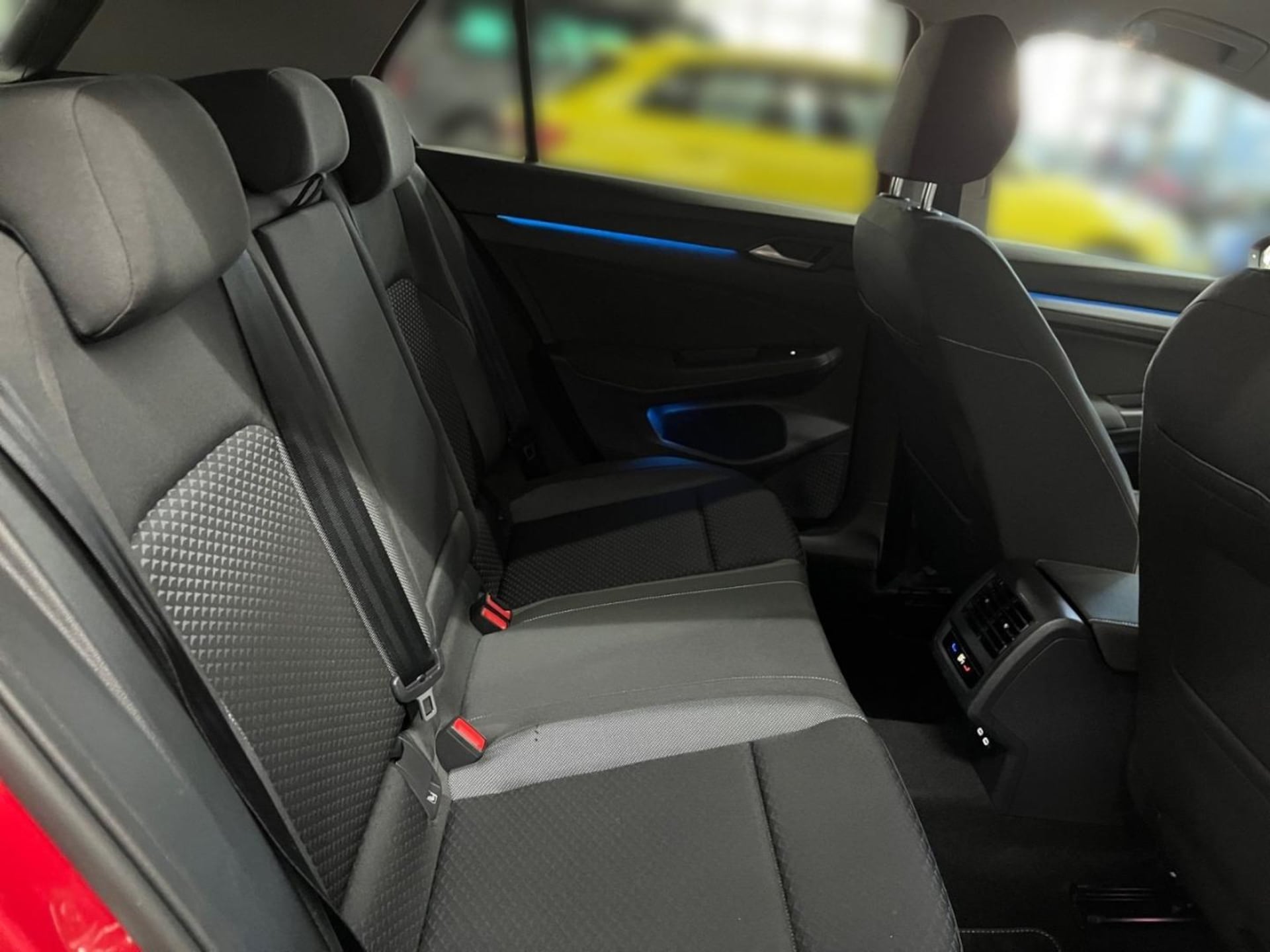 Volkswagen Golf Active