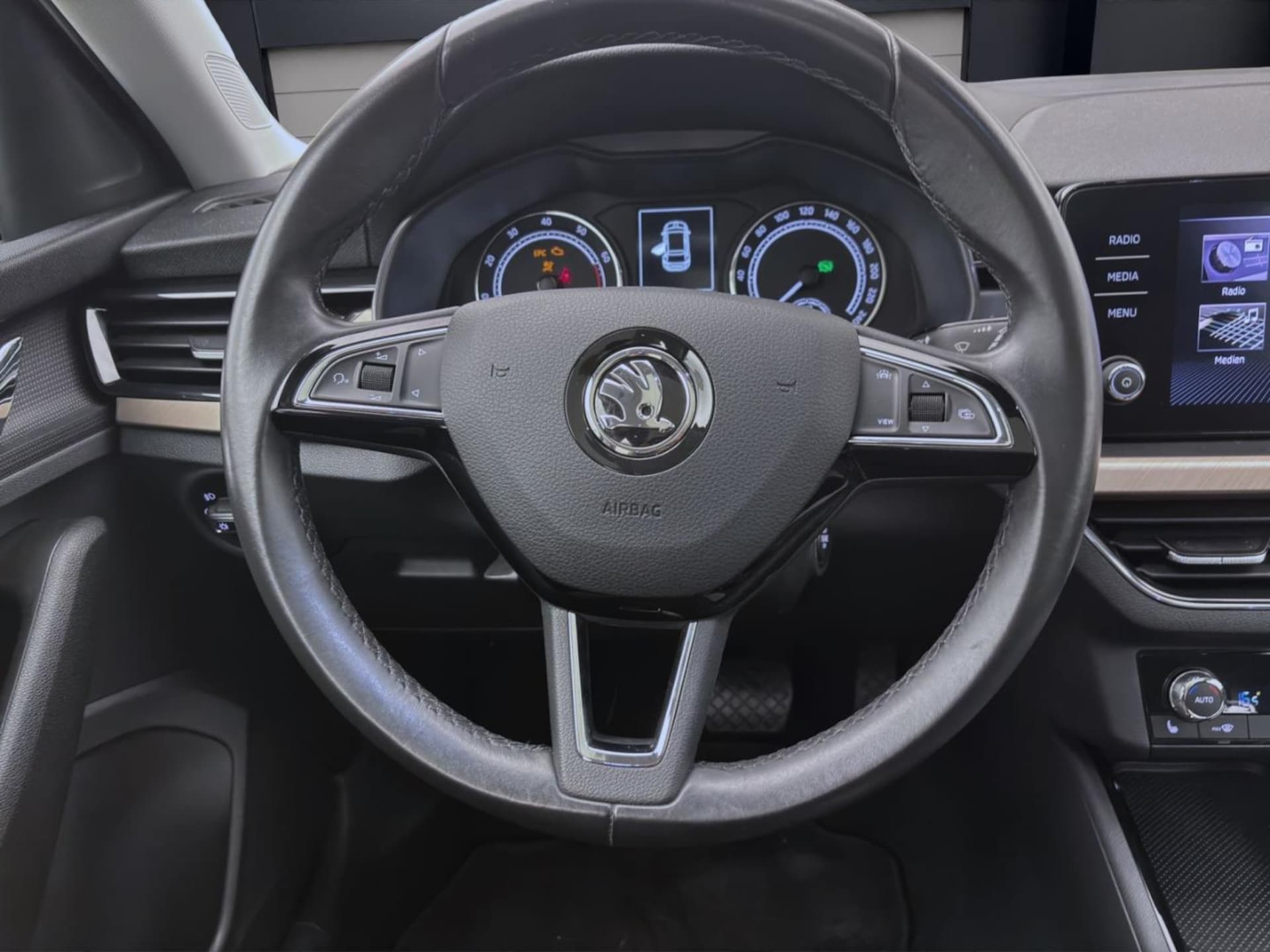 Skoda Scala Style