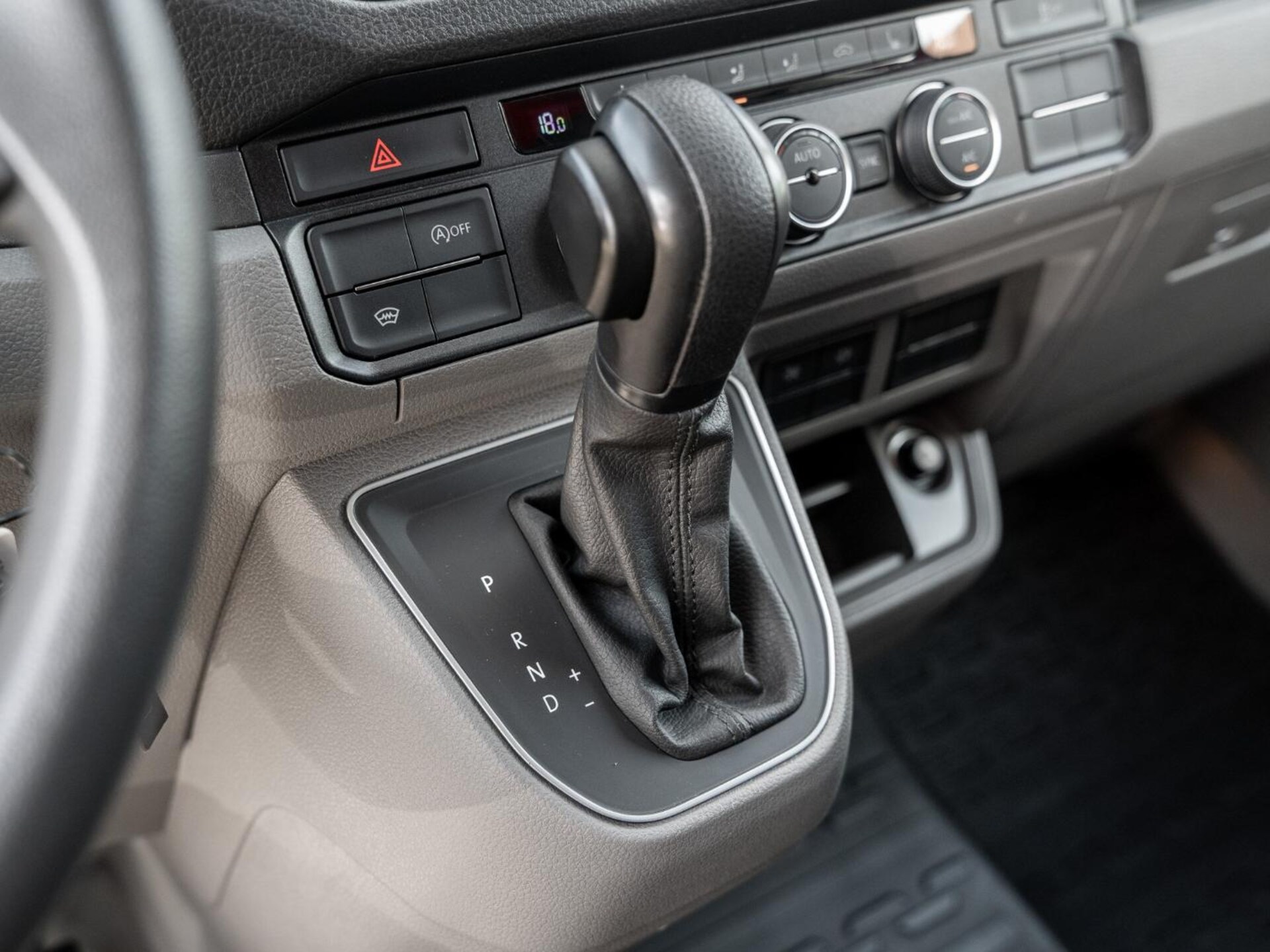 Volkswagen Crafter Einzelkabine langer Radstand