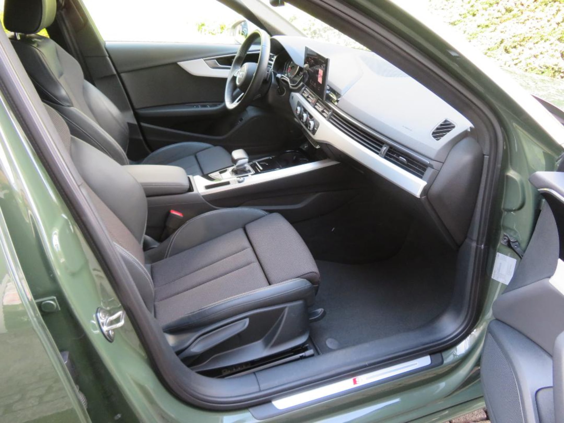 Audi A4 Avant S line