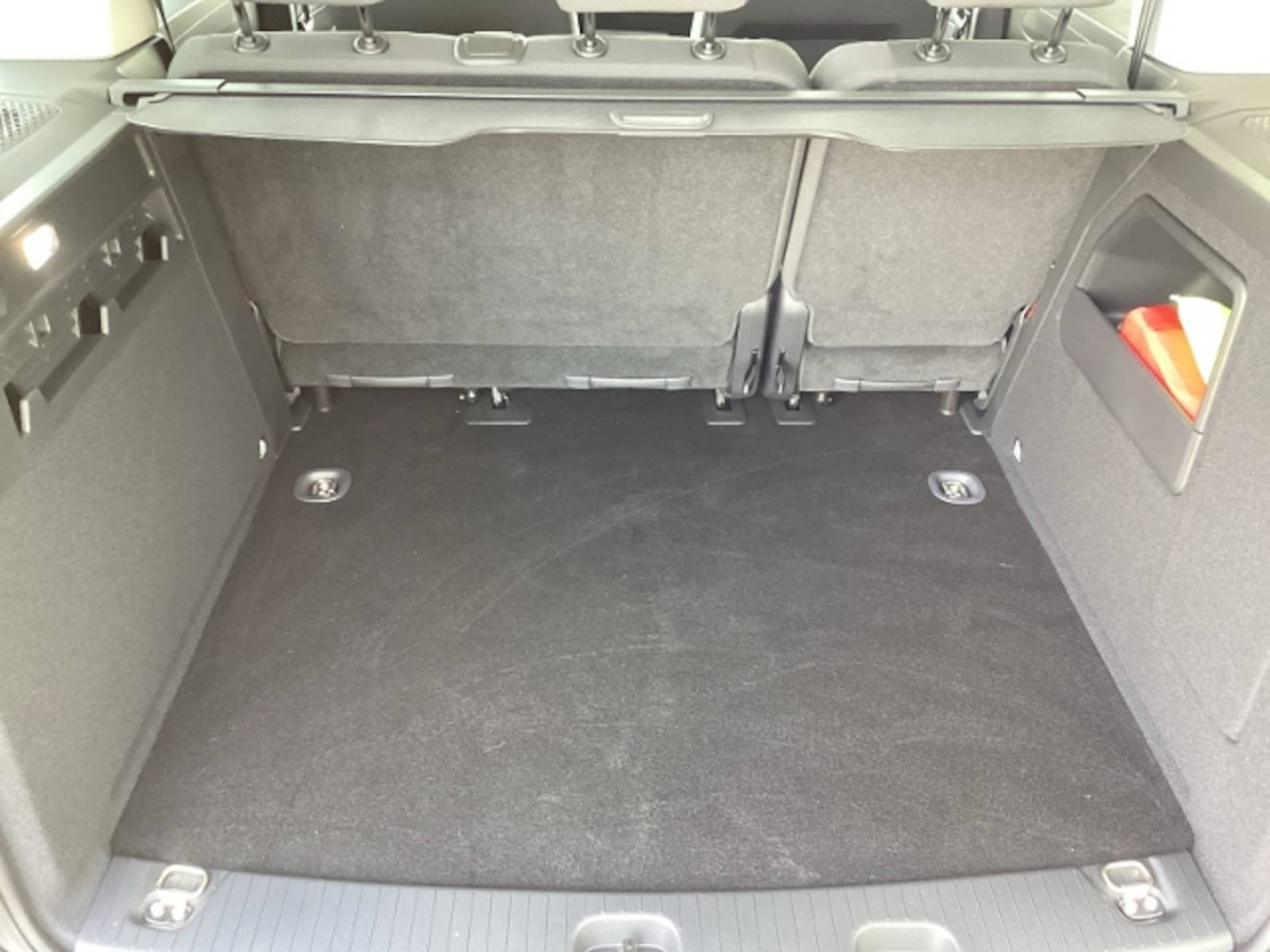 Volkswagen Caddy Basis-Modell