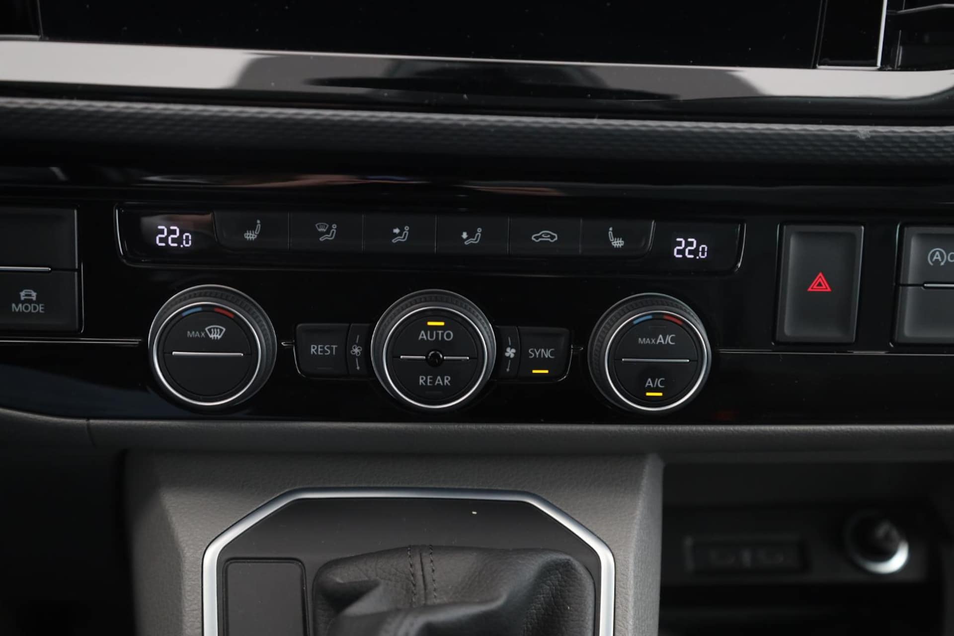 Volkswagen T6.1 California Ocean
