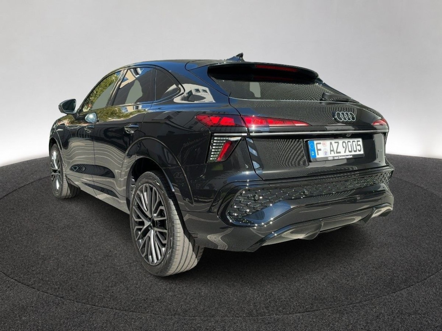Bild über Audi Q3 Sportback TFSI quattro 150 kW S tronic - für weitere Informationen kontaktieren Sie den Audi Partner