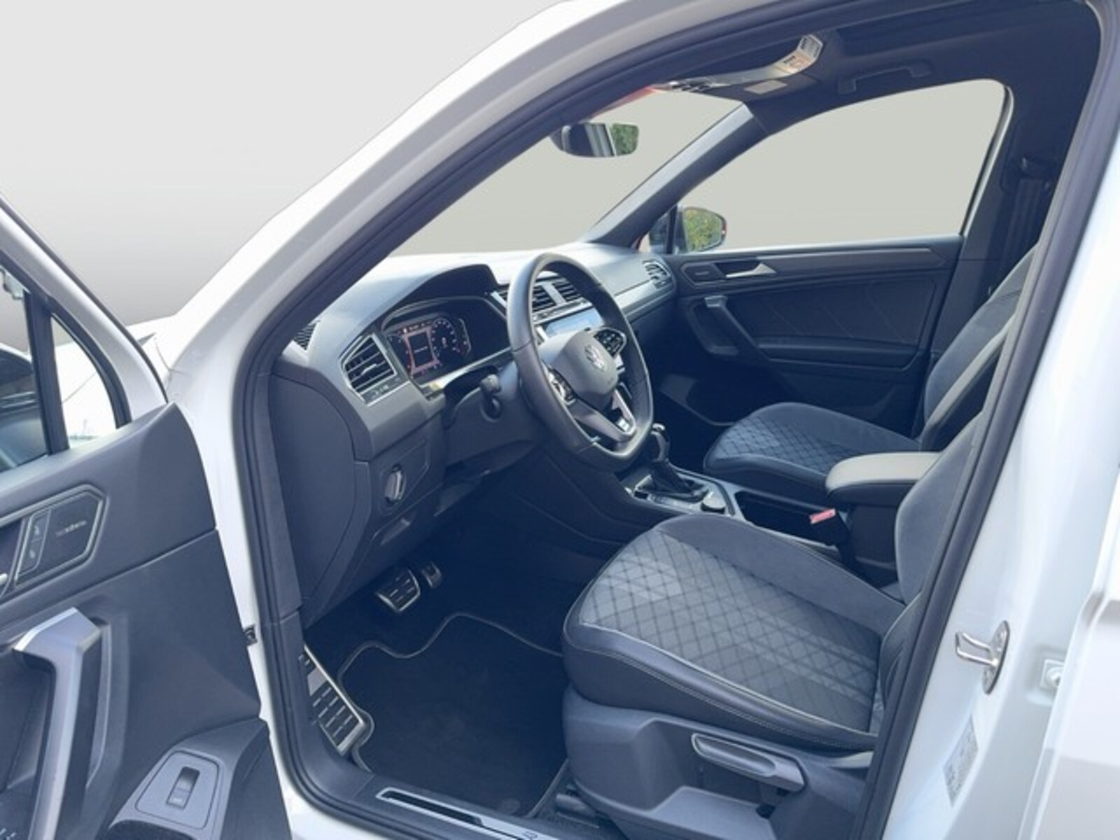 Volkswagen Tiguan Allspace – Bild 8