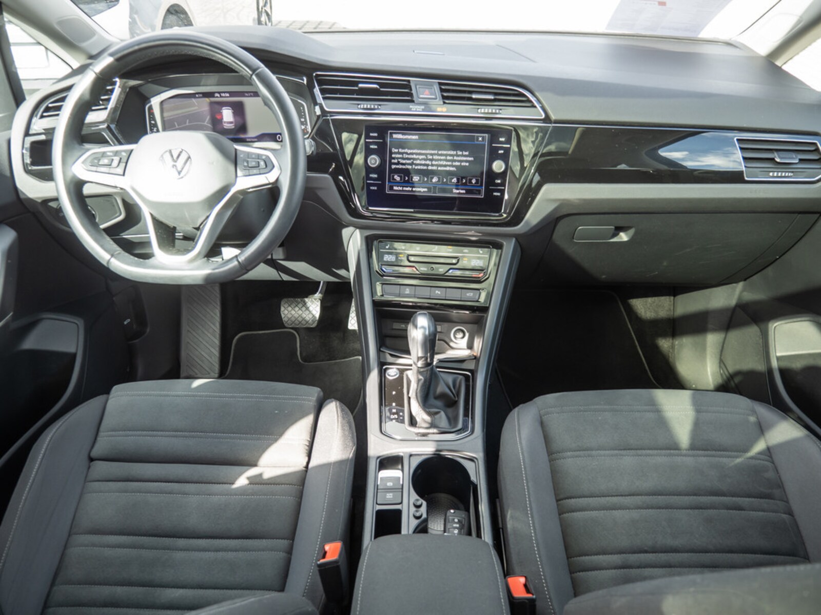 Volkswagen Touran – Bild 6