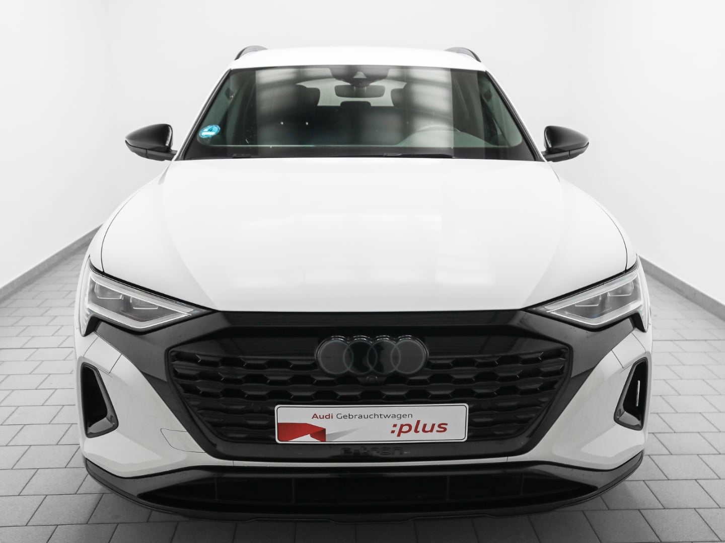 Image about Audi Q8 e-tron advanced 50 e-tron quattro