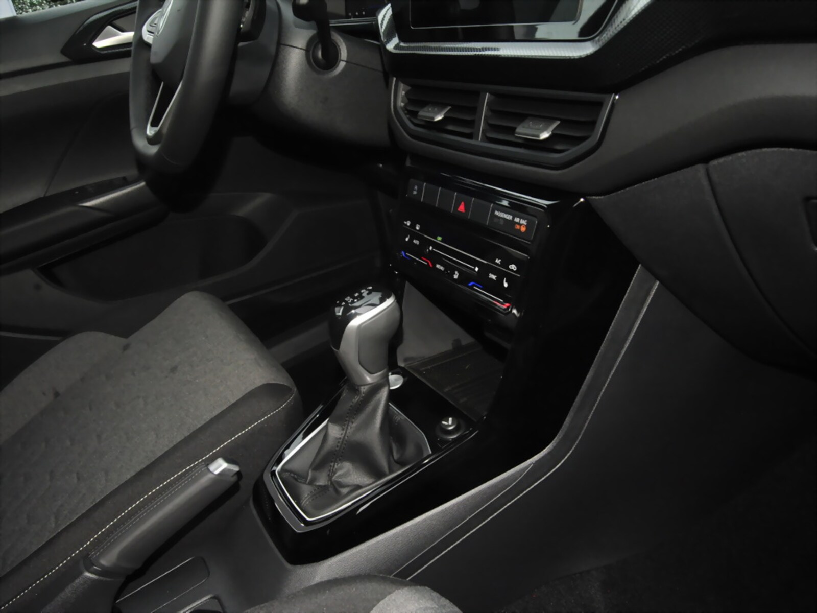 Volkswagen T-Cross – Bild 7