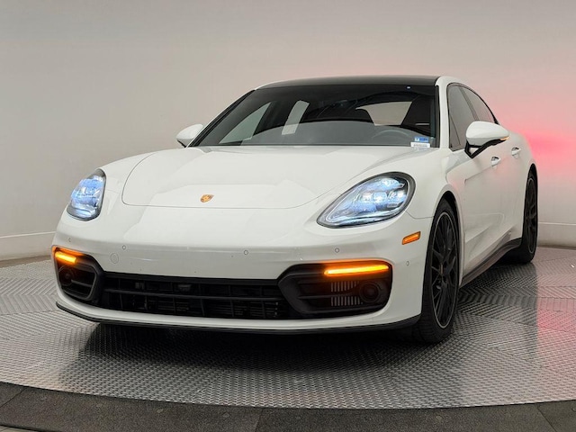 2023 Porsche Panamera