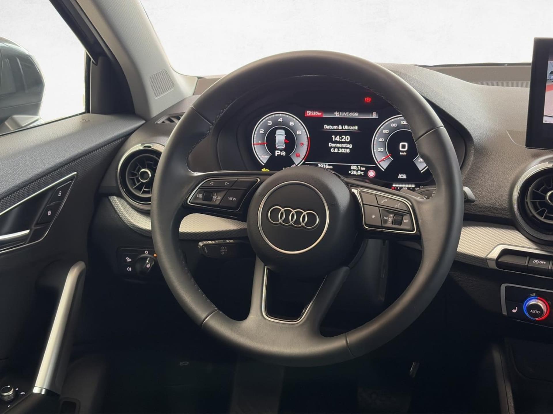 Audi Q2 S line
