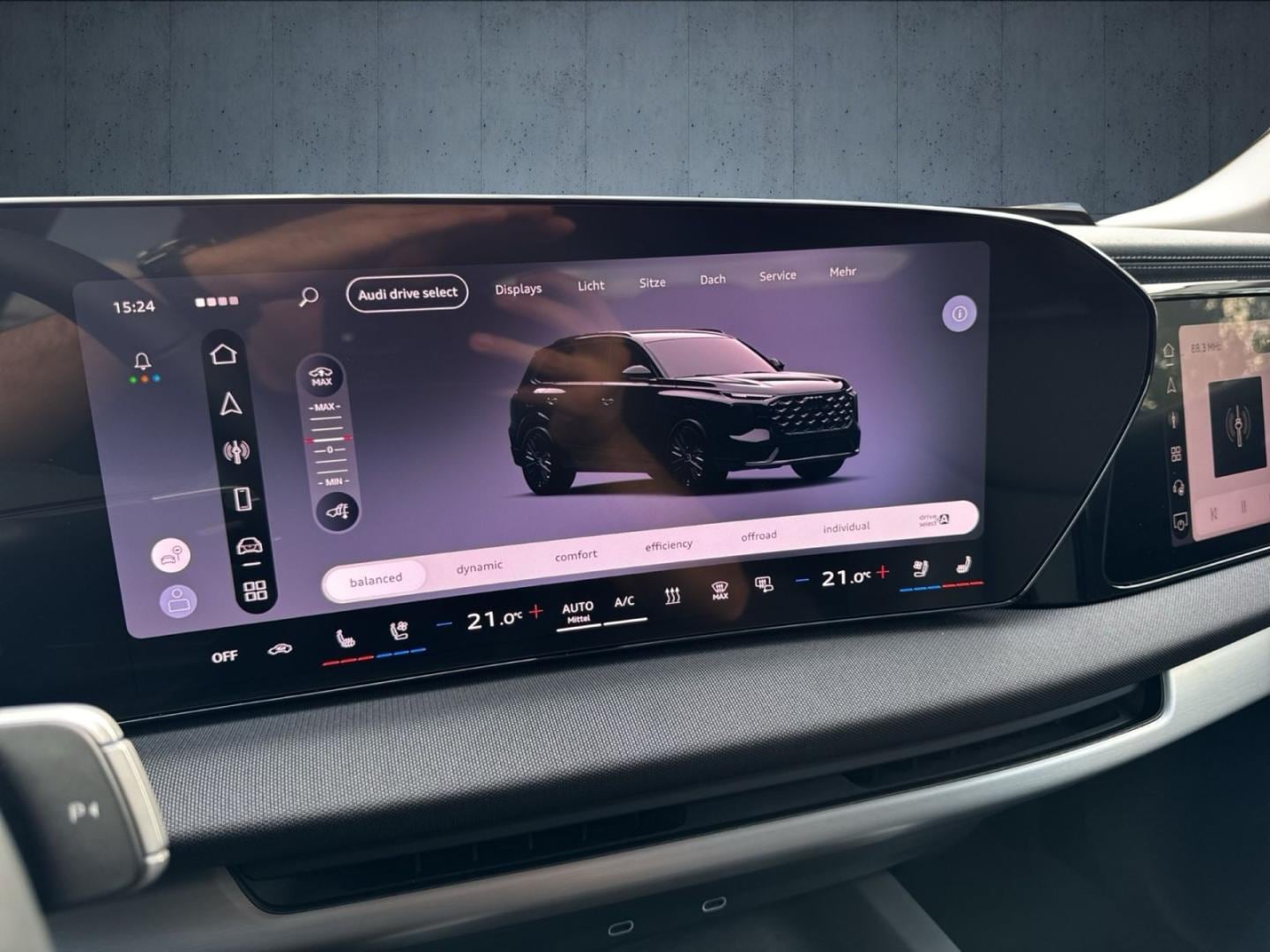 Bild über Audi Q7 SUV TDI quattro 220 kW tiptronic - für weitere Informationen kontaktieren Sie den Audi Partner