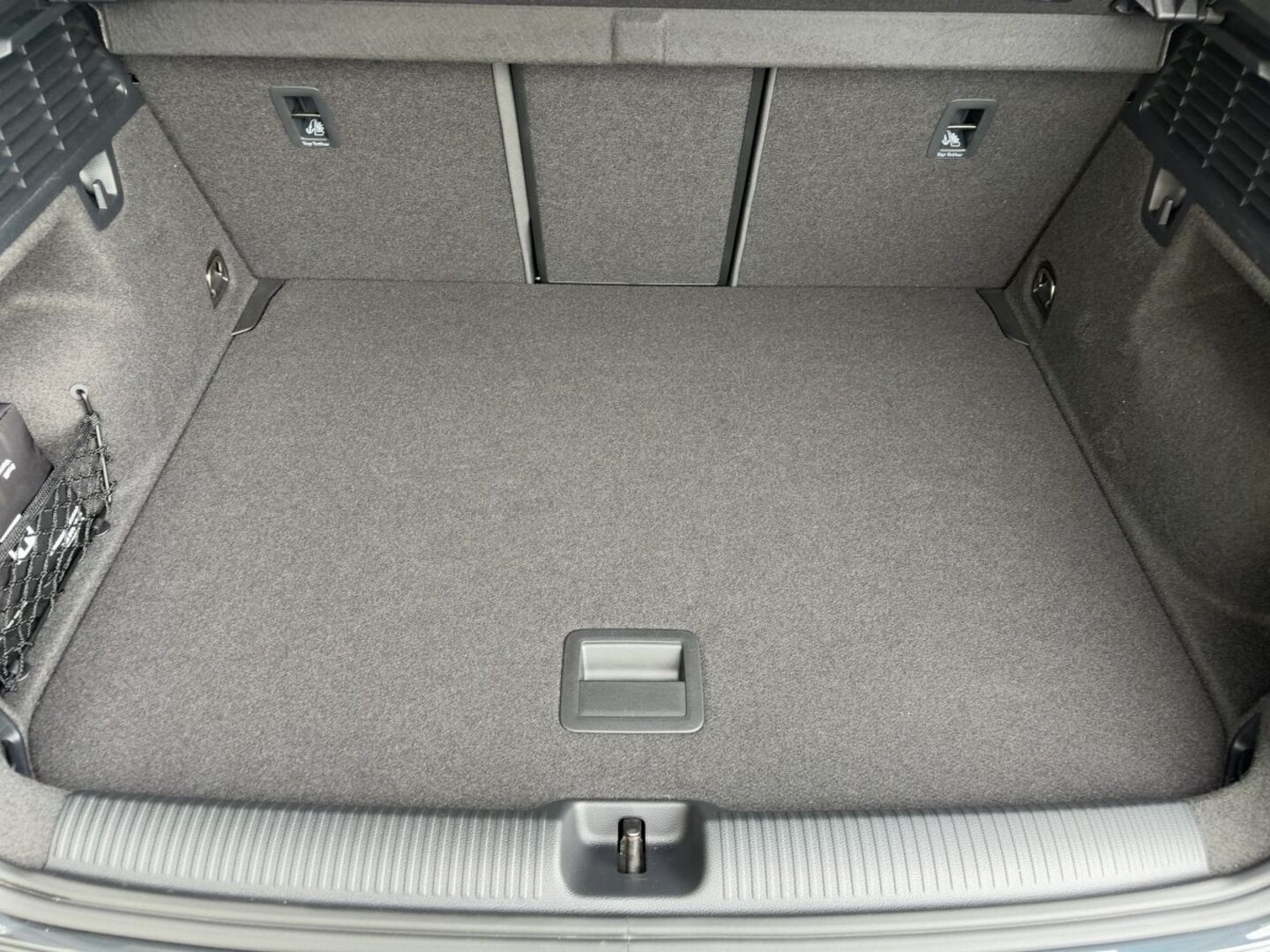 Bild über Audi Q2 advanced 30 TDI Schaltgetriebe - für weitere Informationen kontaktieren Sie den Audi Partner