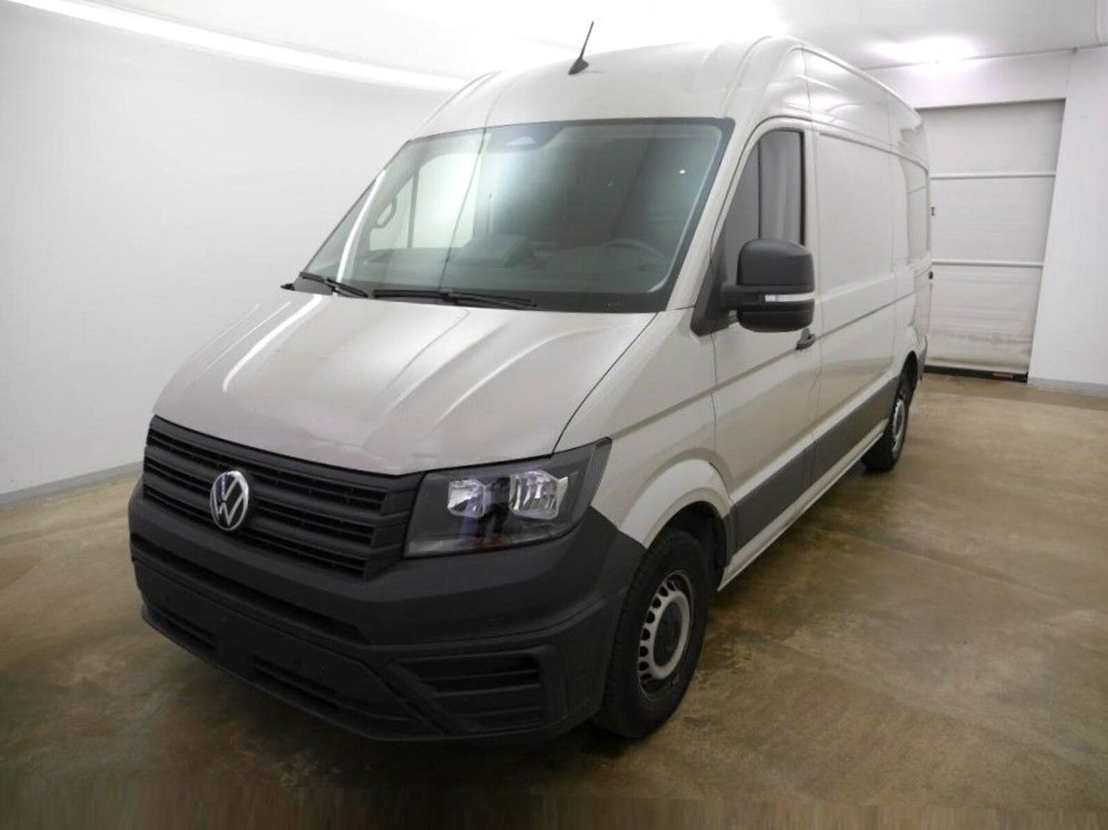 Volkswagen Crafter Kasten mittlerer Radstand – Bild 2