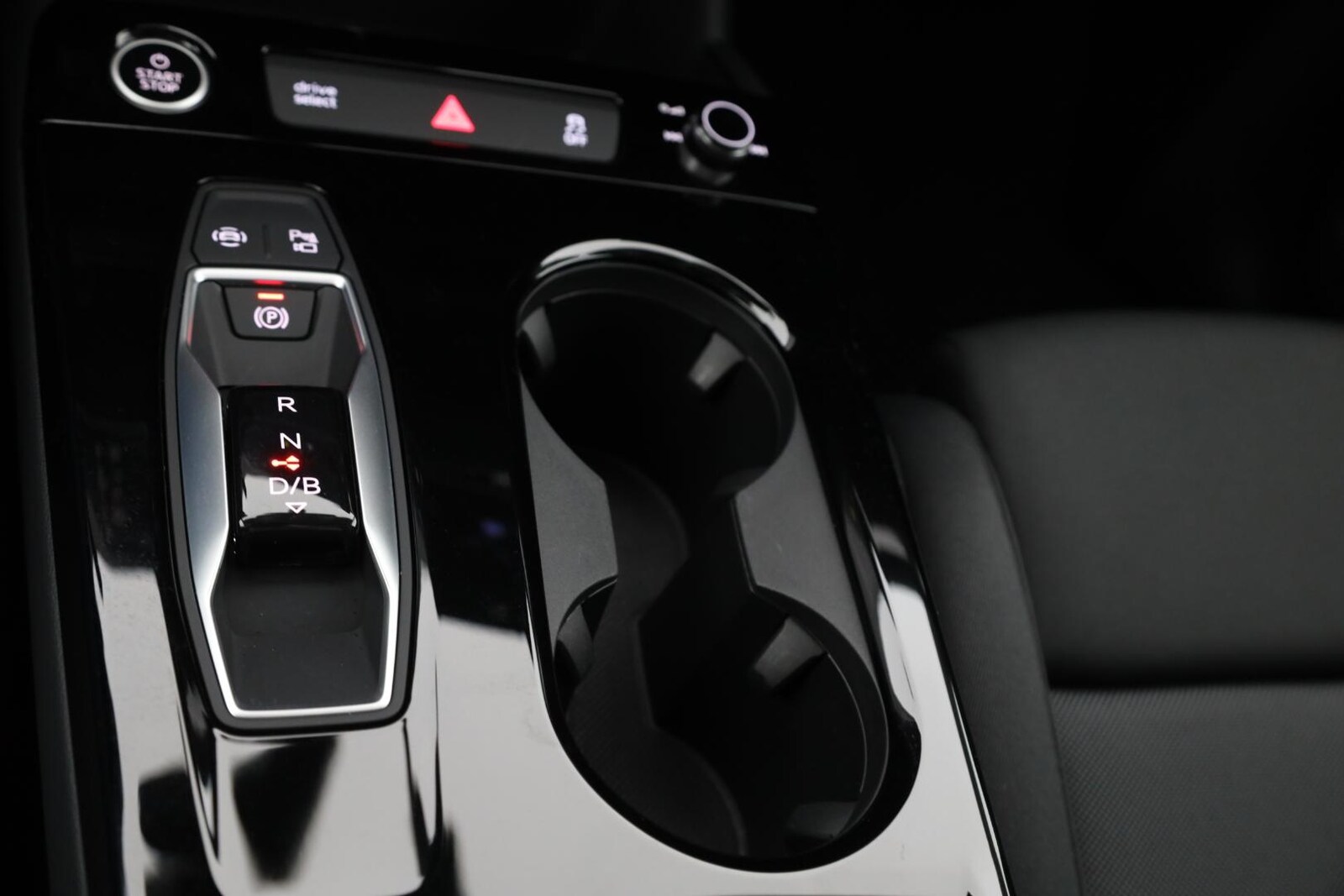 Audi Q6 Sportback e-tron – Bild 16