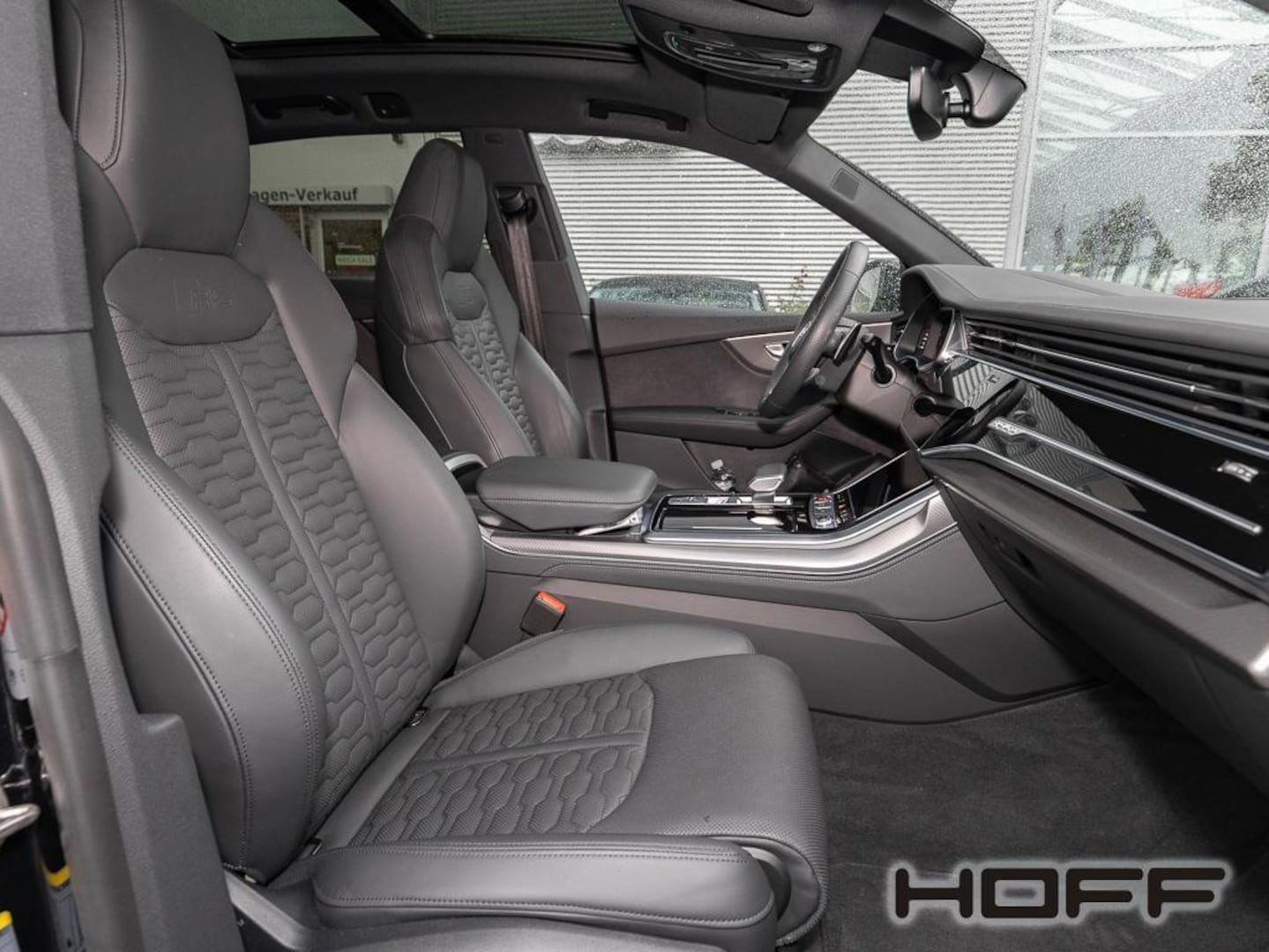 Bild über Audi RS Q8 SUV TFSI quattro 471 kW tiptronic - für weitere Informationen kontaktieren Sie den Audi Partner