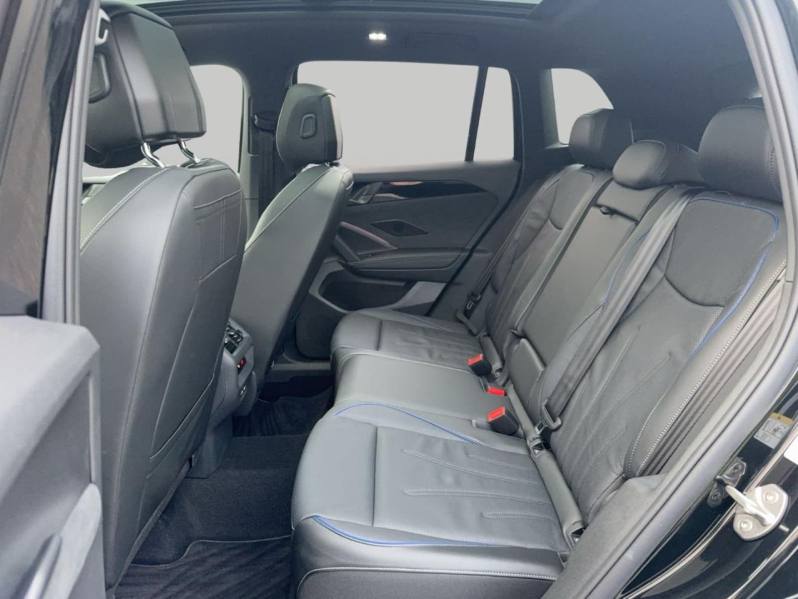 Volkswagen Tiguan – Bild 13