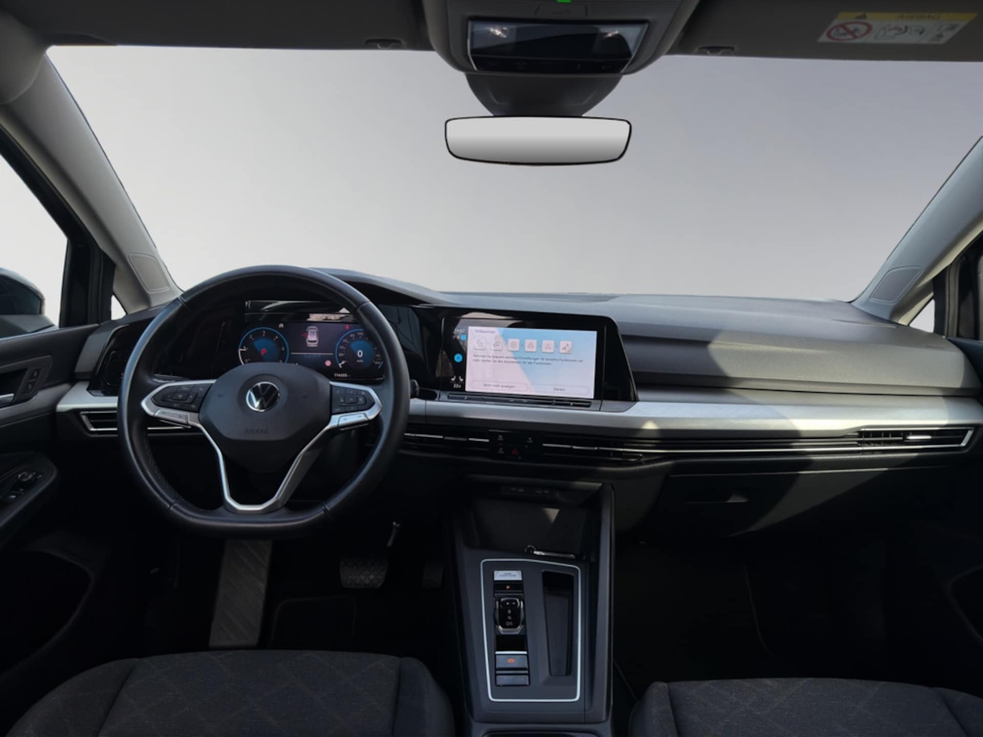 Volkswagen Golf Variant Life