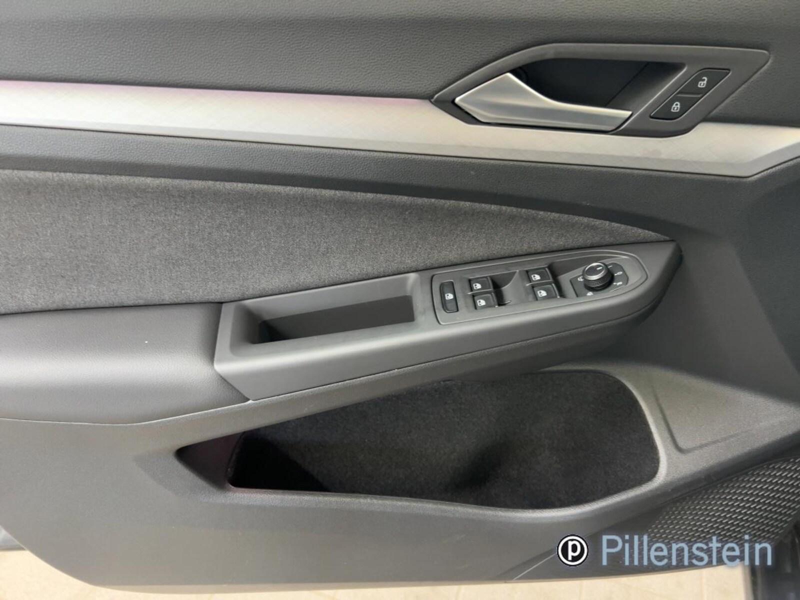 Volkswagen Golf Variant – Bild 6
