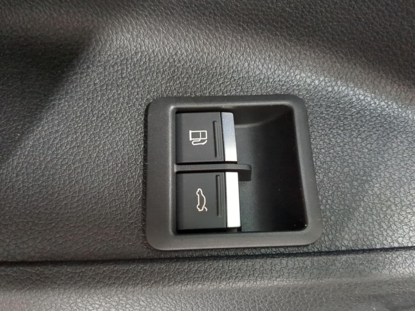 Bild über Audi Q3 TFSI e S line 45 TFSI e S tronic - für weitere Informationen kontaktieren Sie den Audi Partner