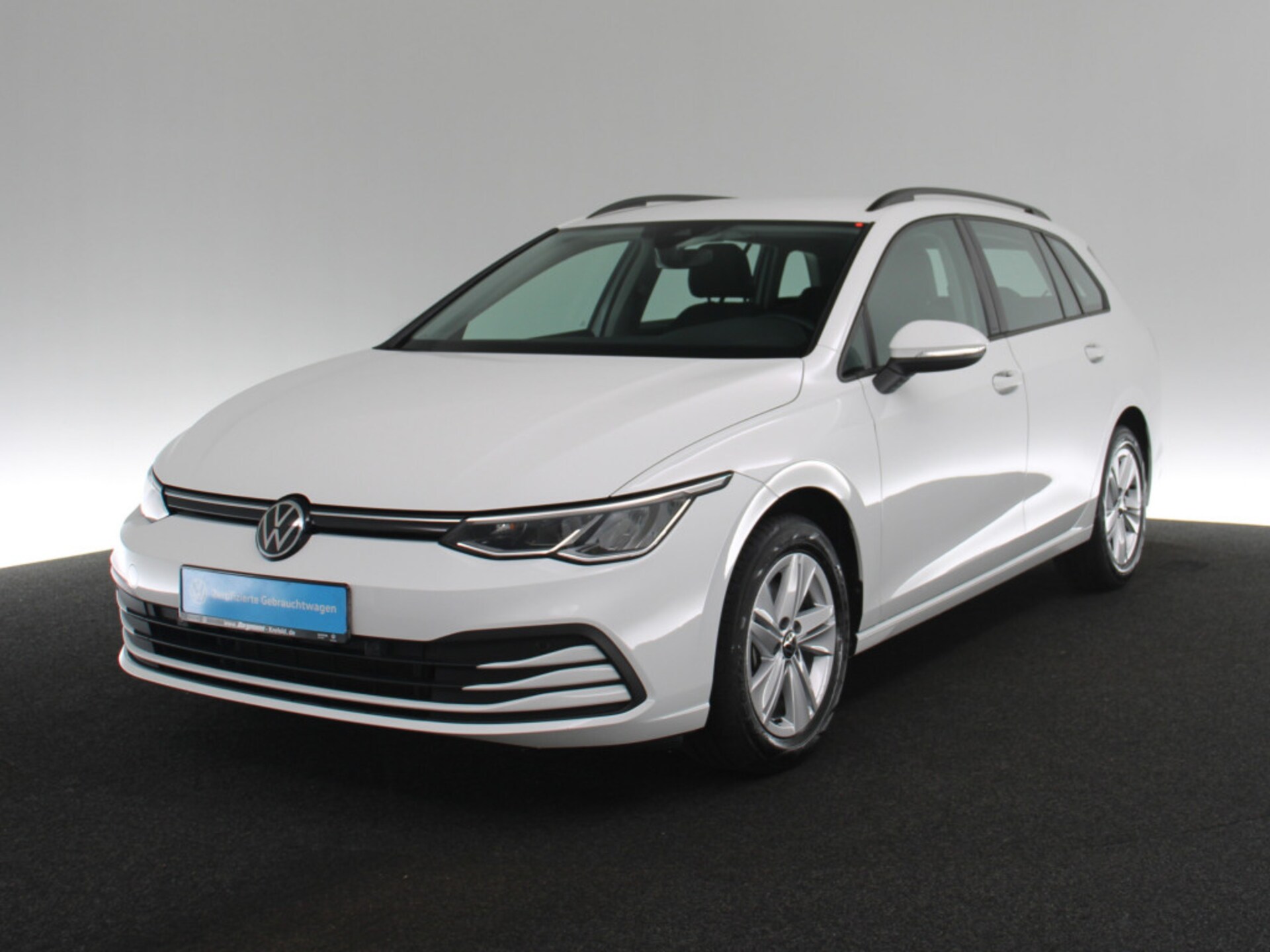 Volkswagen Golf Variant Life