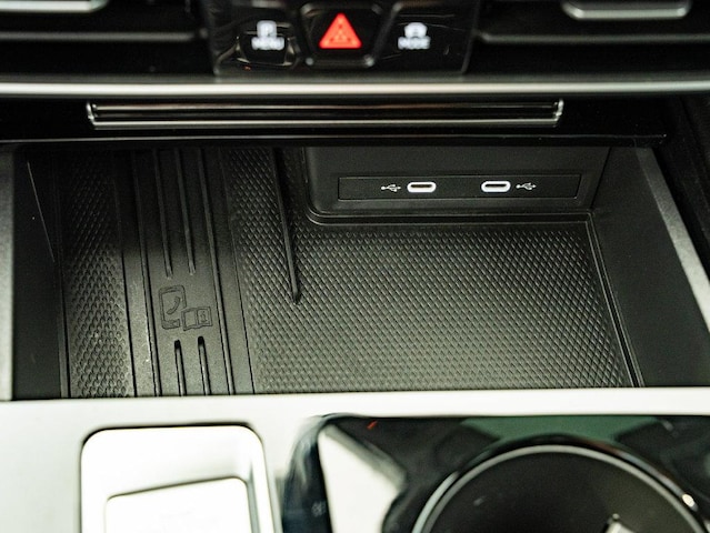 2025 Volkswagen Atlas Atlas Peak Edition - Photo 38