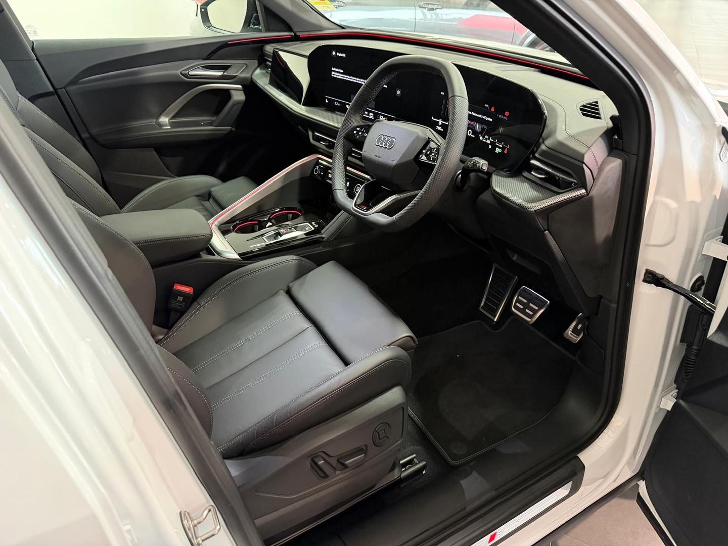 Image about Audi Q5 Sportback TDI quattro 150 kW sport