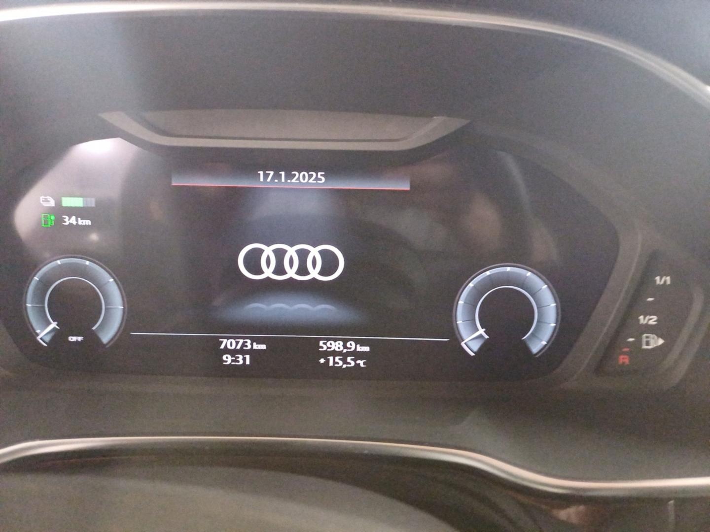 Image about Audi Q3 Sportback TFSI e S line 45 TFSI e S tronic