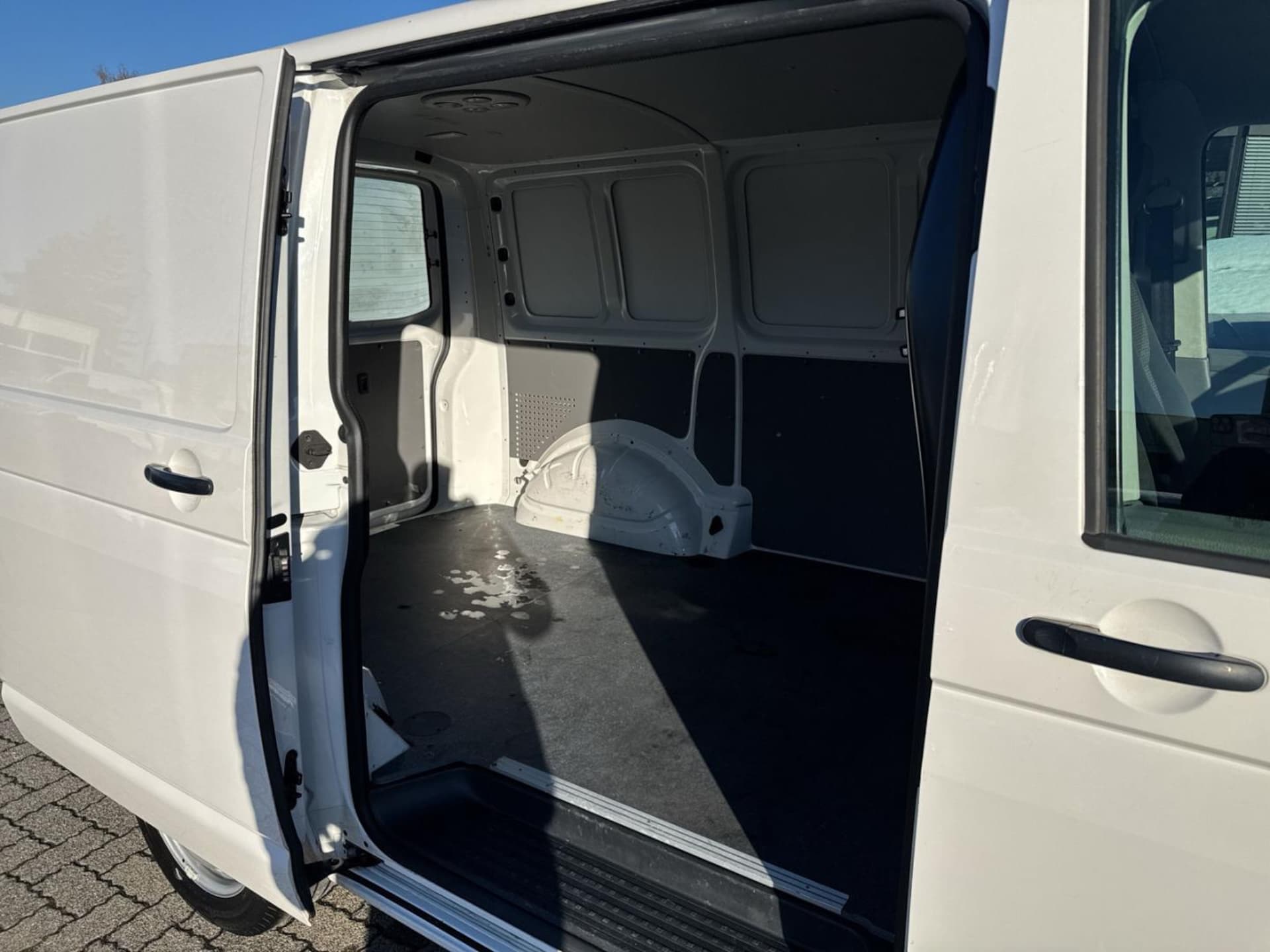 Volkswagen T6.1 Transporter Kasten kurzer Radstand