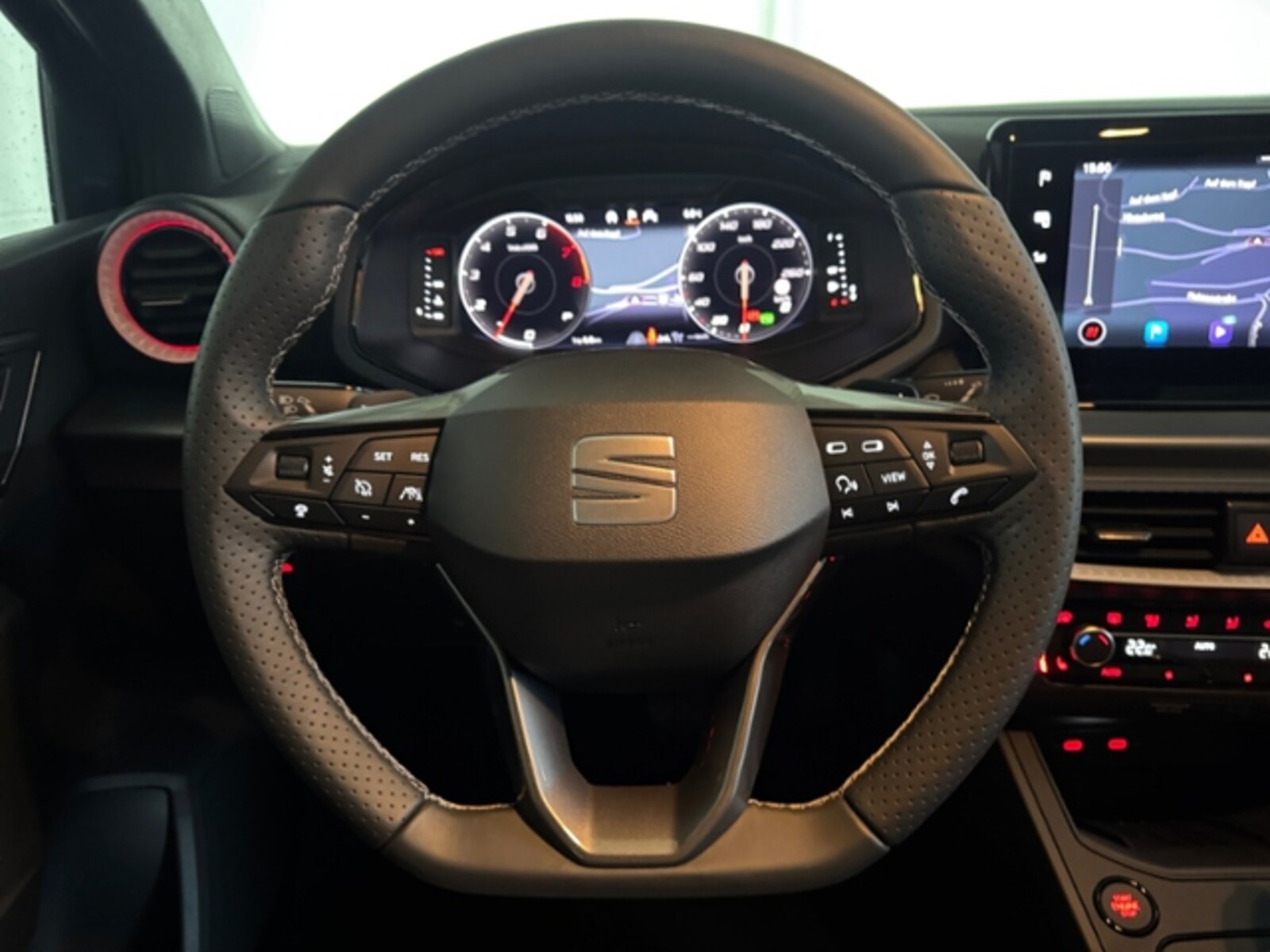SEAT Arona – Bild 13