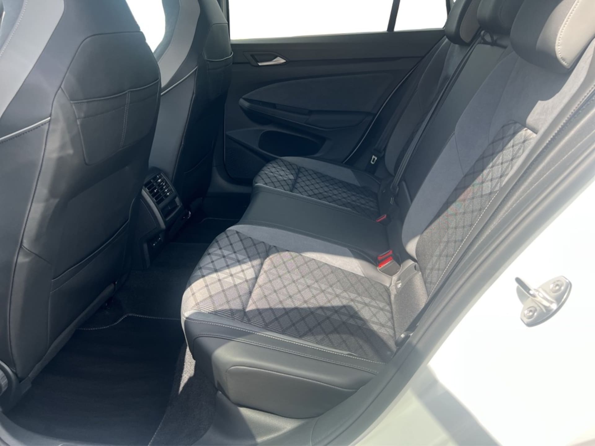 Volkswagen Golf Variant R-Line