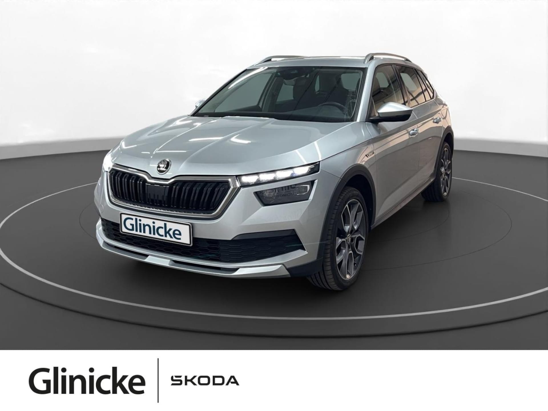 Skoda Kamiq 2021 — Kamiq 1.0 TSI Scoutline LED LM 18" Navi PDC ACC