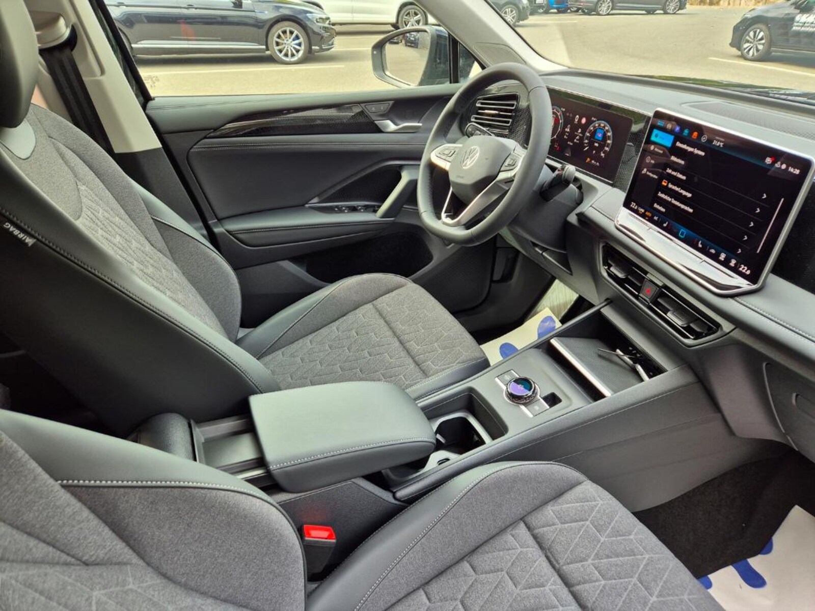 Volkswagen Tiguan – Bild 24