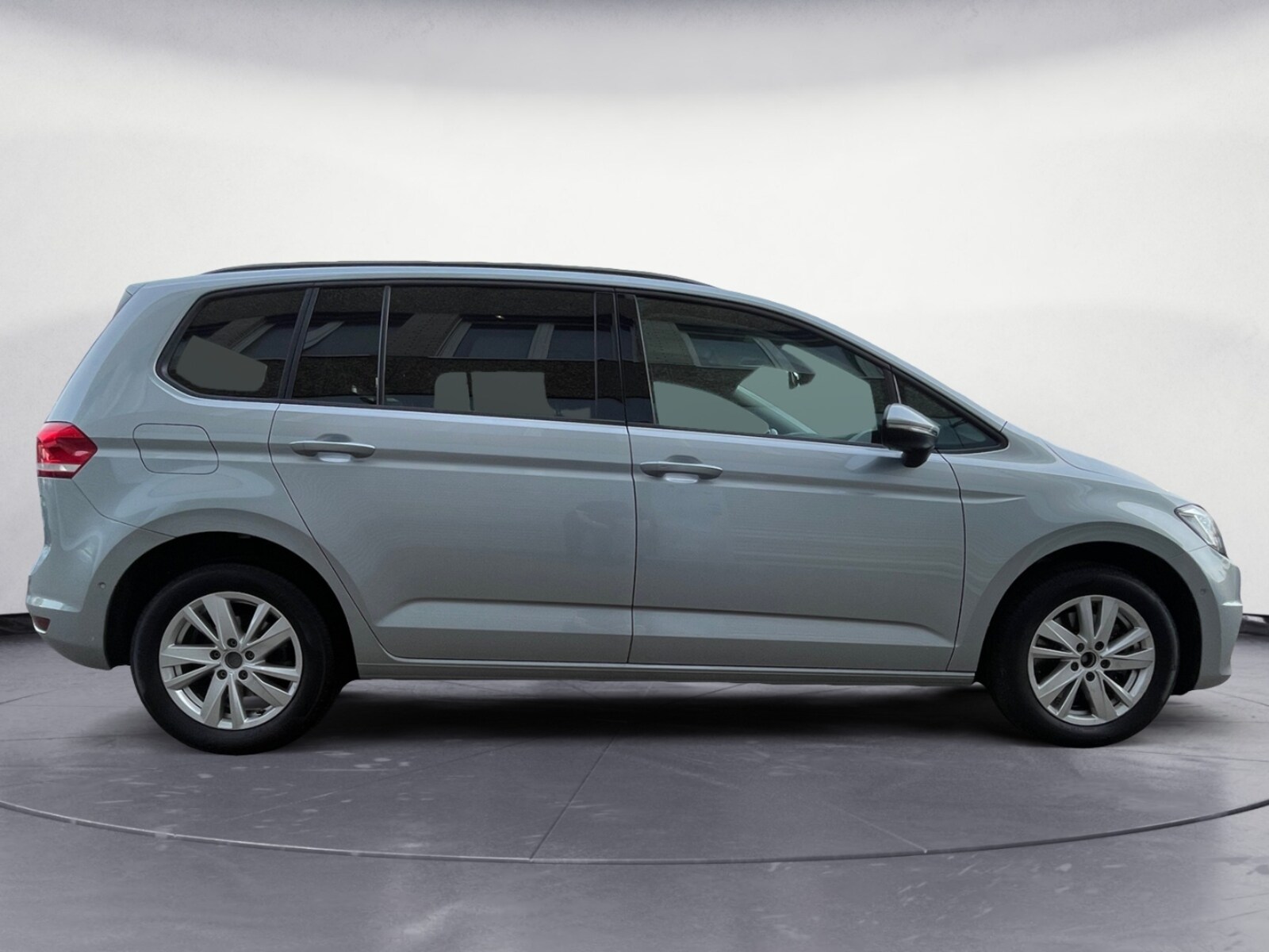 Volkswagen Touran – Bild 6
