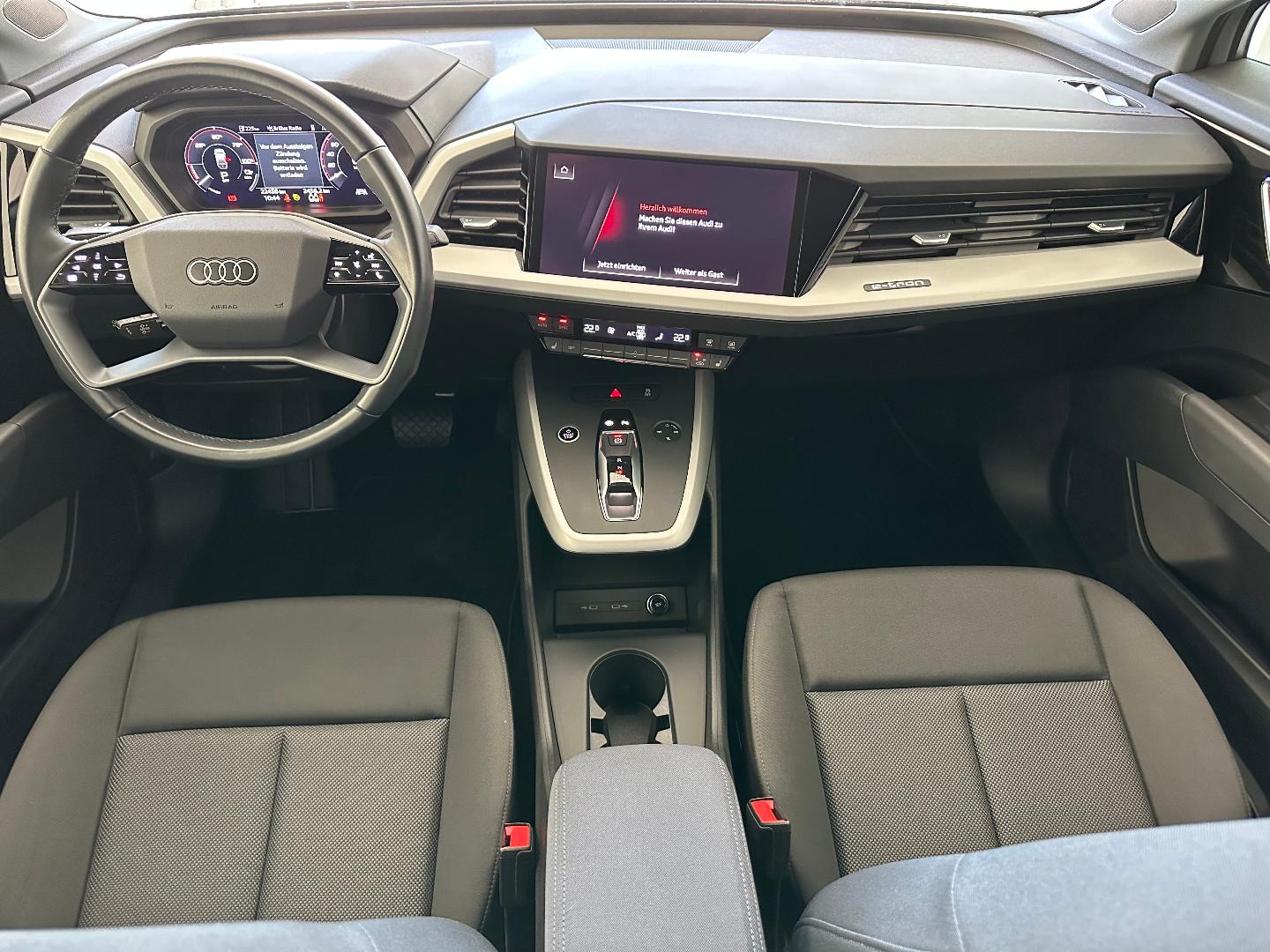 Image about Audi Q4 e-tron 40 e-tron