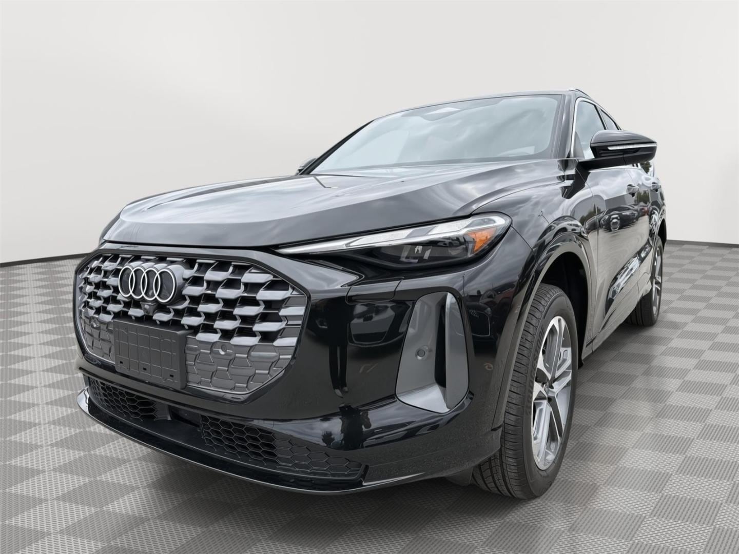 2025 Audi Q5 Premium quattro's photo