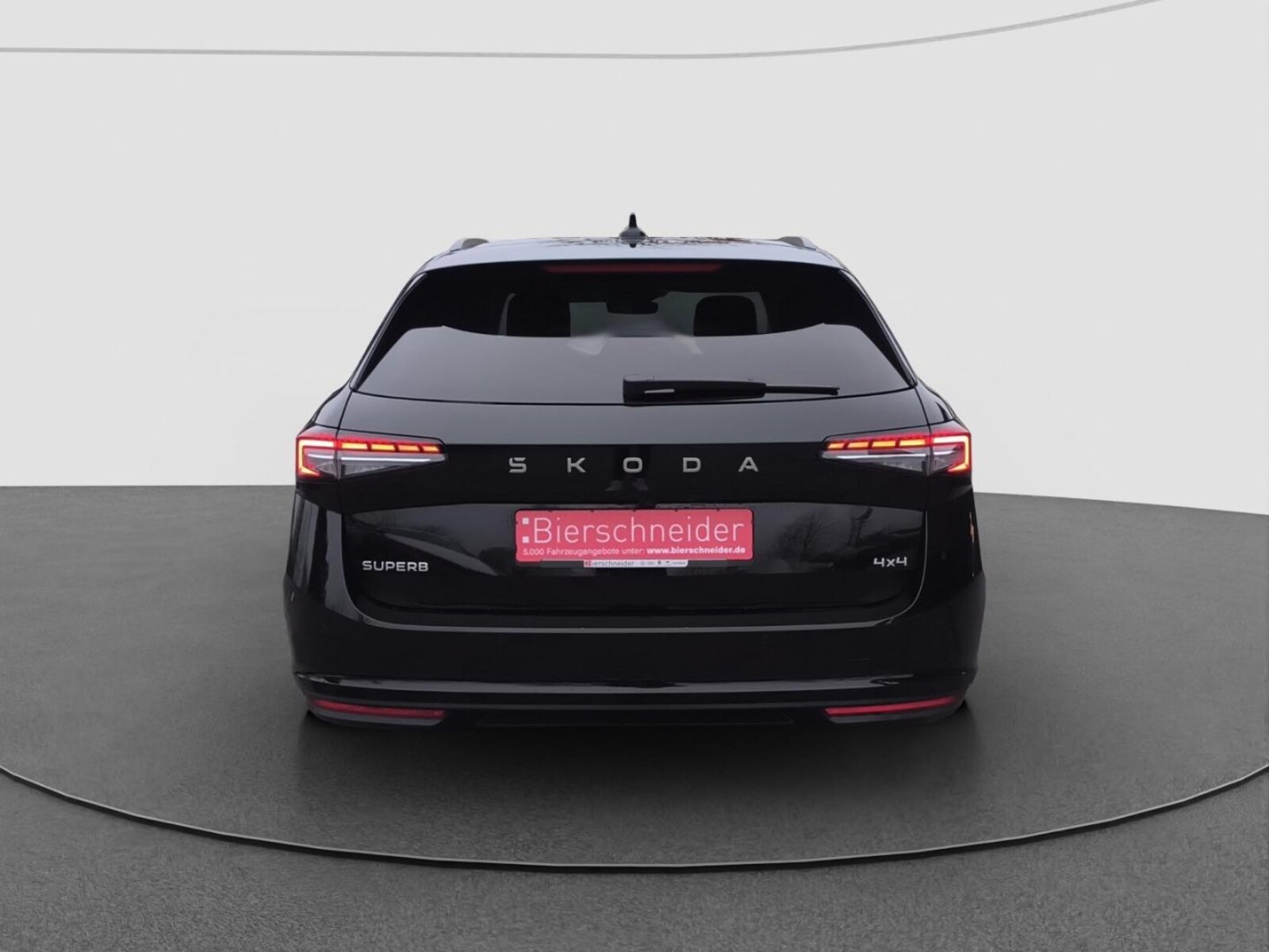 Škoda Superb Combi – Bild 8