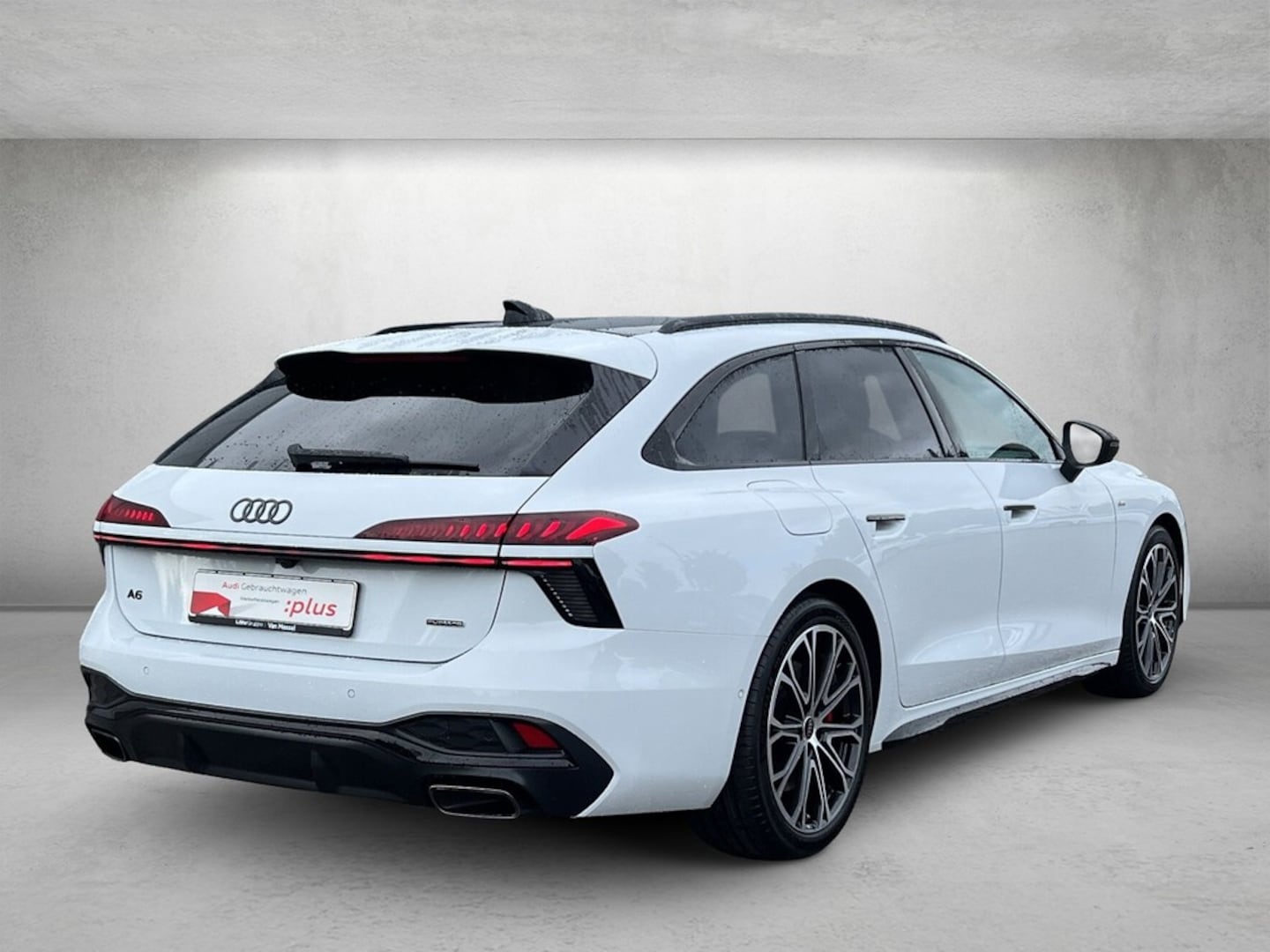 Bild über Audi A6 Avant TFSI quattro 270 kW S tronic - für weitere Informationen kontaktieren Sie den Audi Partner