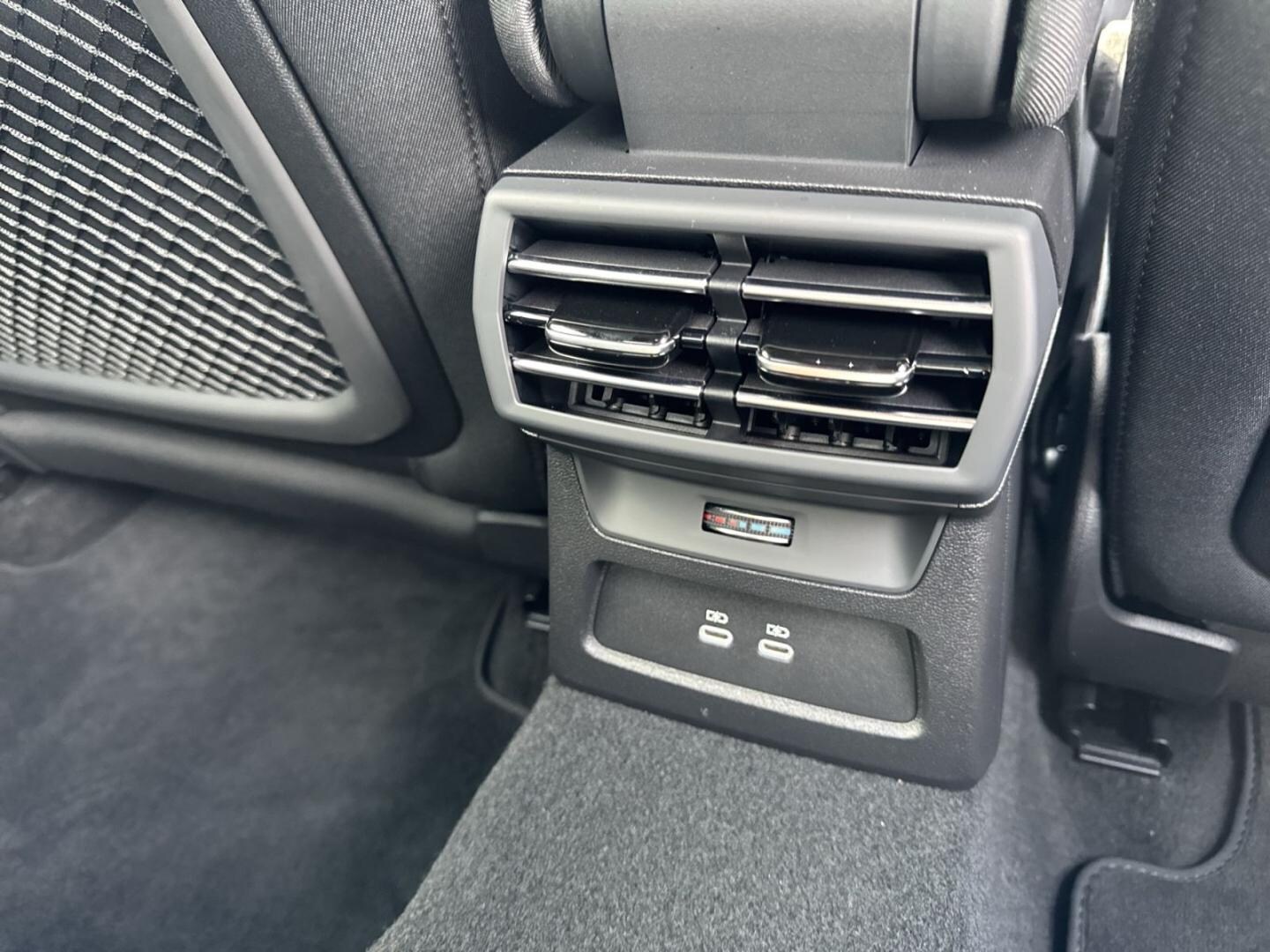 Bild über Audi A3 Limousine S line 35 TDI S tronic - für weitere Informationen kontaktieren Sie den Audi Partner