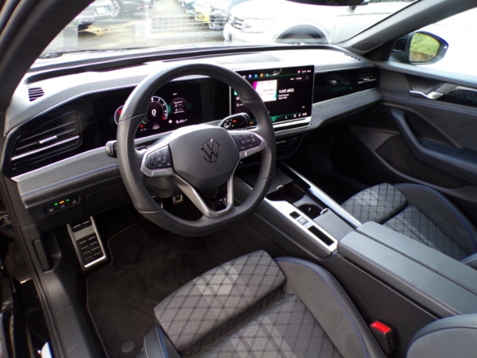 Volkswagen Passat – Bild 13