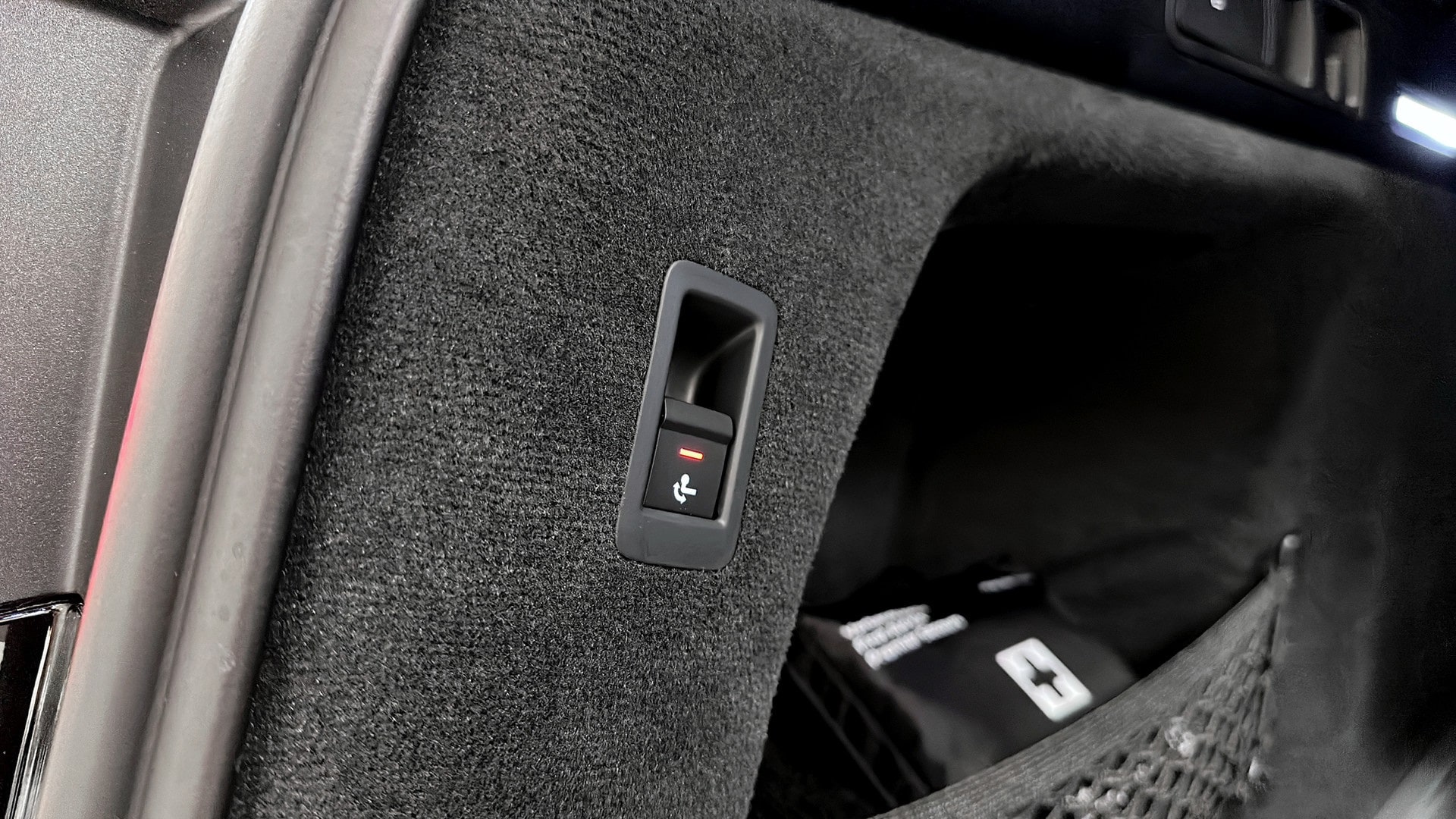 Bild som visar Audi RS 6 Avant RS 6 Avant performance 630 hk tiptronic - för mer information kontakta din Audi Partner