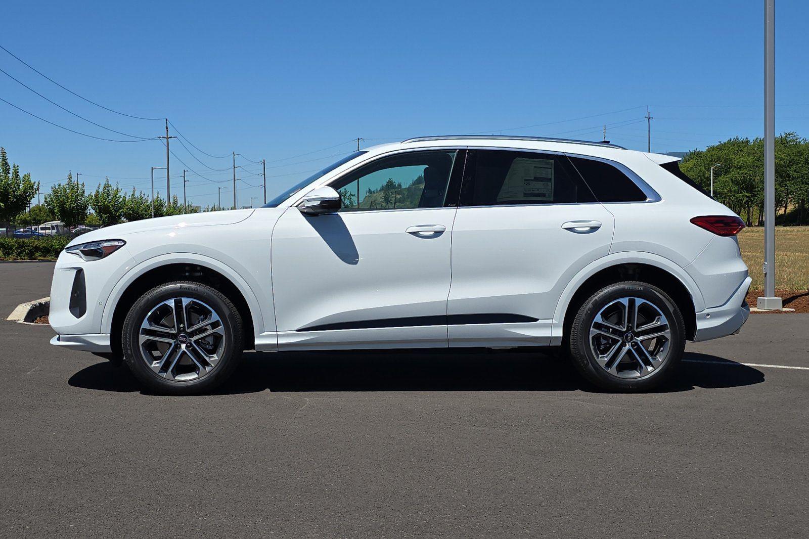 2025 Audi Q5 Premium Plus - Photo 6