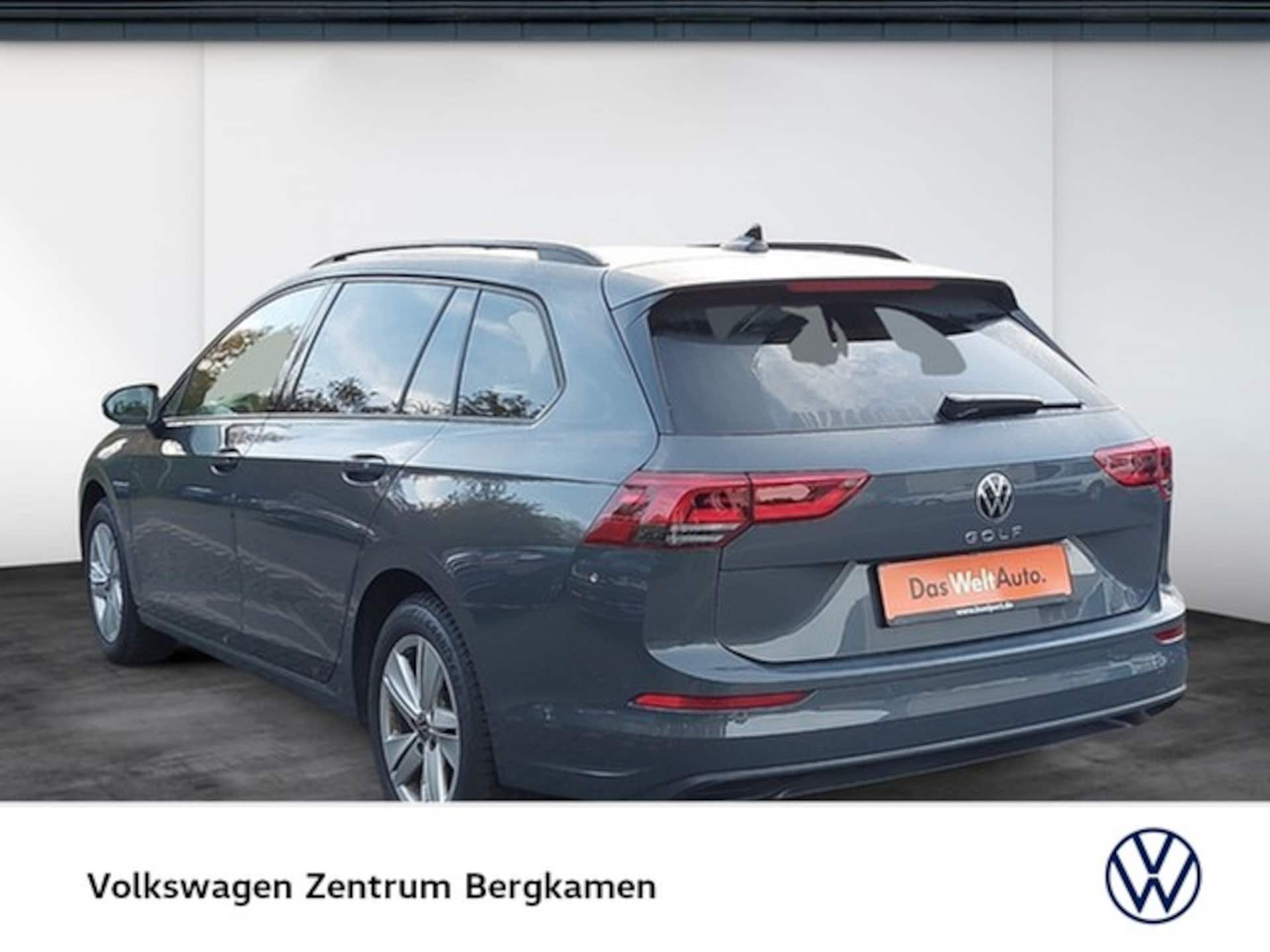 Volkswagen Golf Variant Life