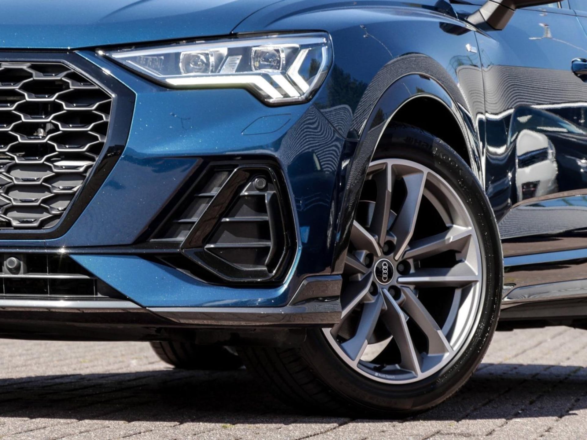 Audi Q3 Sportback S line