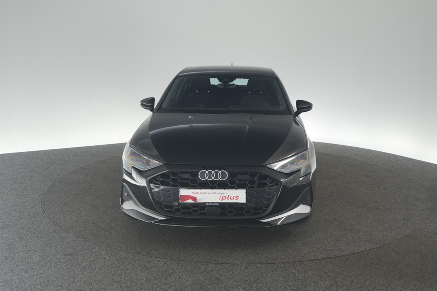 Bild über Audi A3 Sportback advanced 30 TFSI Schaltgetriebe - für weitere Informationen kontaktieren Sie den Audi Partner