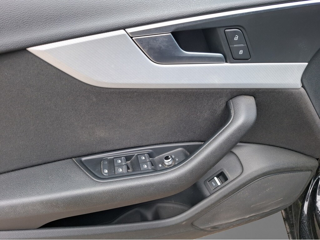 Image about Audi A4 Avant sport 2.0 TFSI ultra S tronic