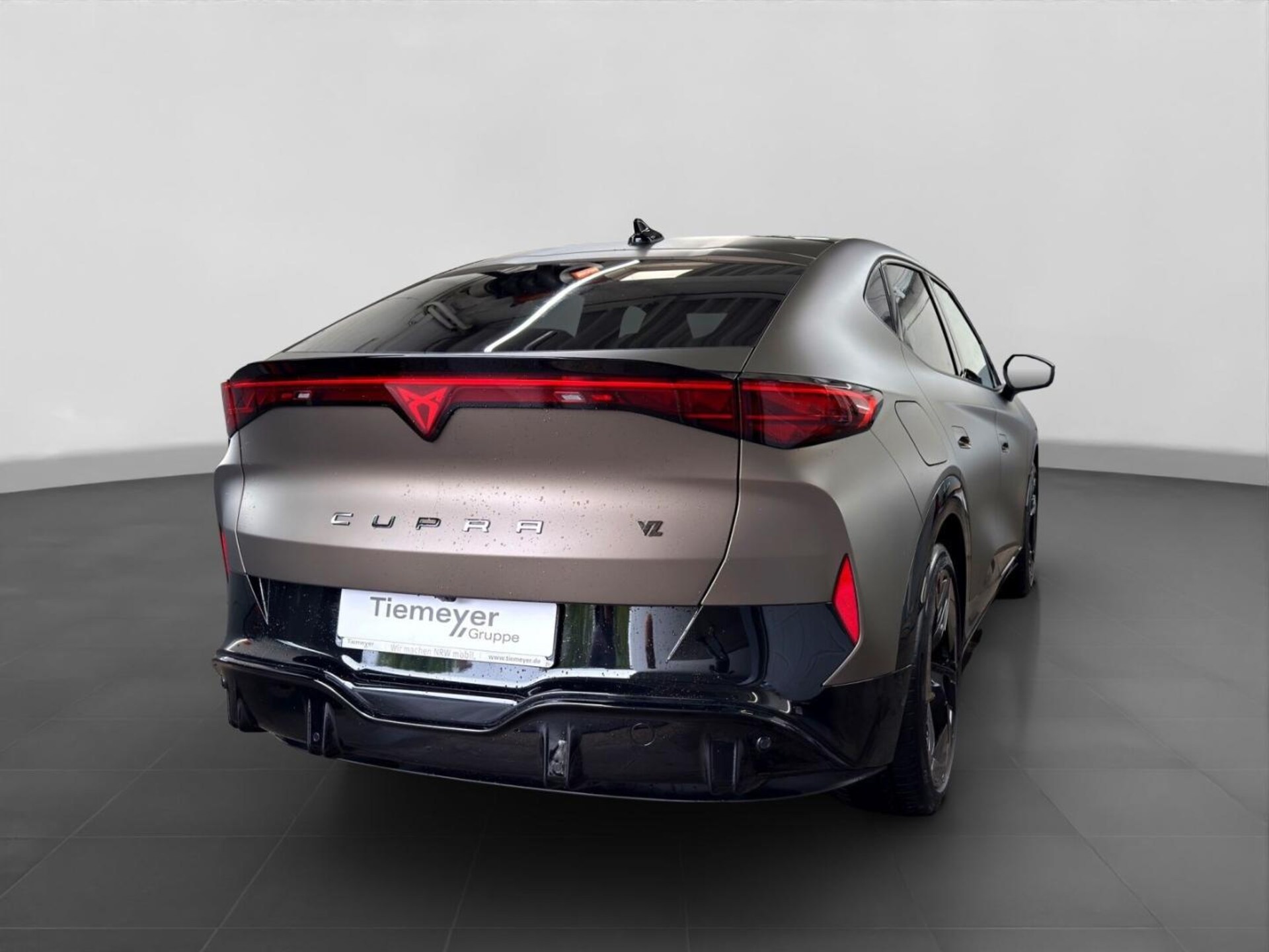 CUPRA Tavascan VZ