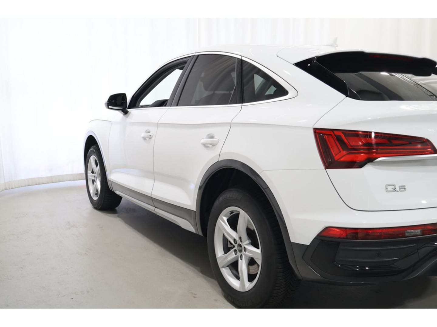 Bild über Audi Q5 Sportback 40 TDI quattro S tronic - für weitere Informationen kontaktieren Sie den Audi Partner