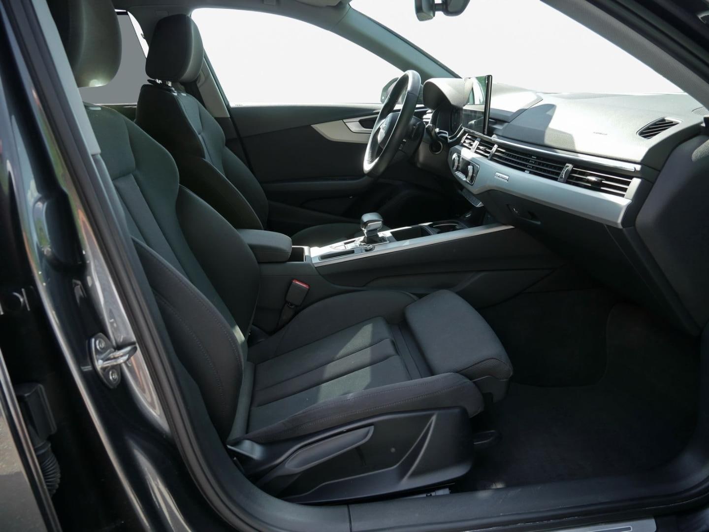 Bild über Audi A4 Avant S line 50 TDI quattro tiptronic - für weitere Informationen kontaktieren Sie den Audi Partner