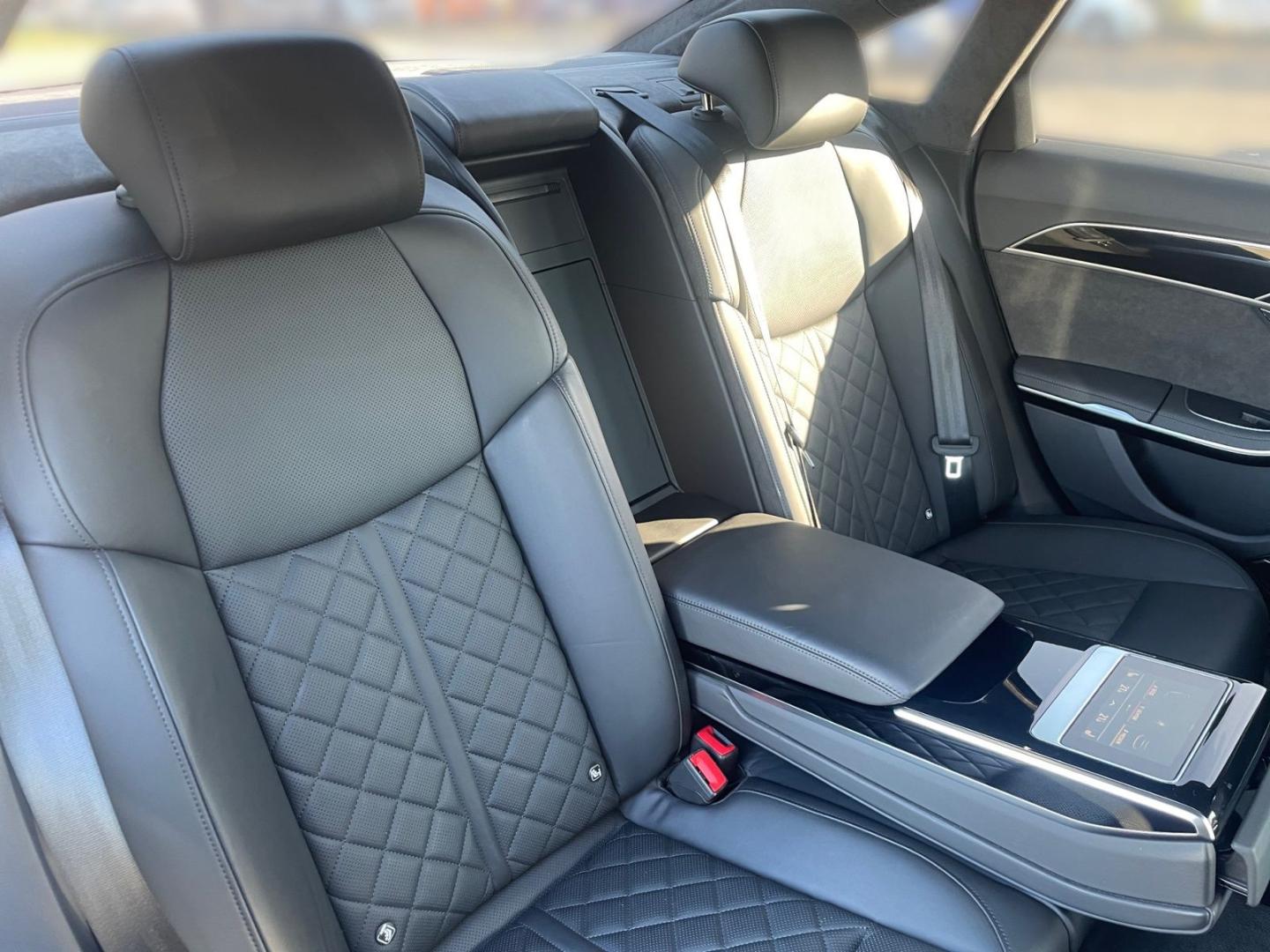 Image about Audi S8 TFSI quattro tiptronic
