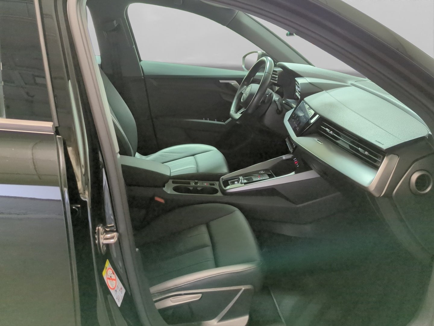 Bild über Audi A3 Sportback advanced 35 TDI S tronic - für weitere Informationen kontaktieren Sie den Audi Partner