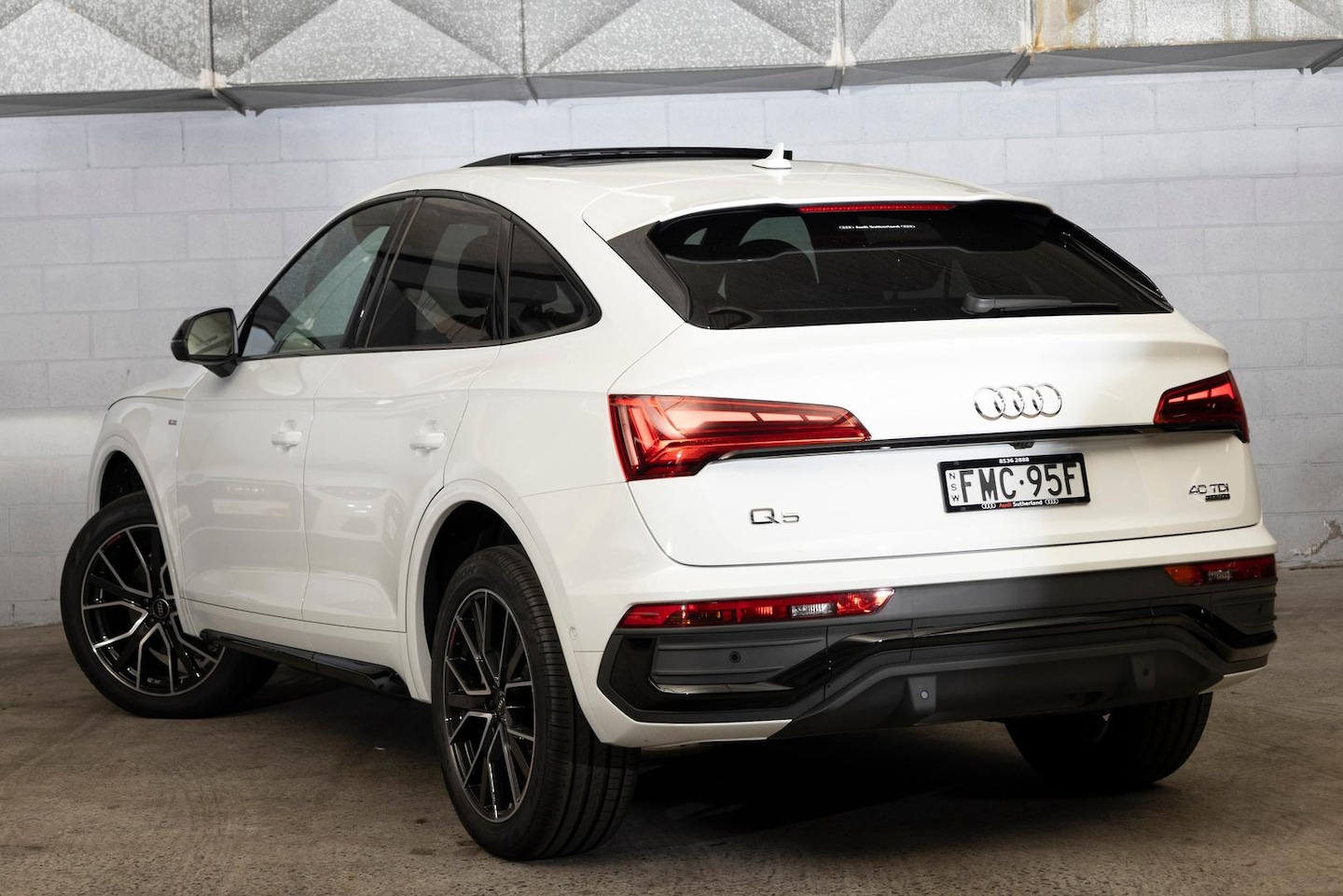 Image about Audi Q5 Sportback 40 TDI quattro S tronic